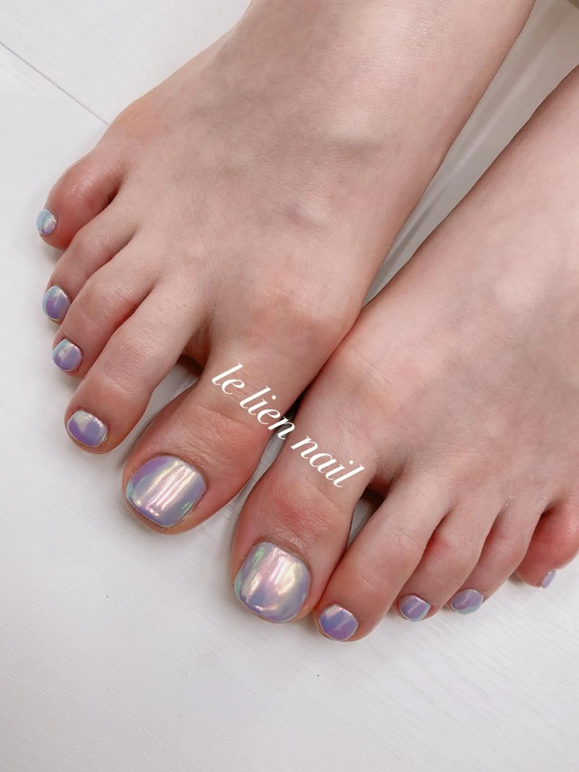 ネイル オーロラネイル フットネイル ミラーネイル フットネイル le lien nailのネイルデザイン