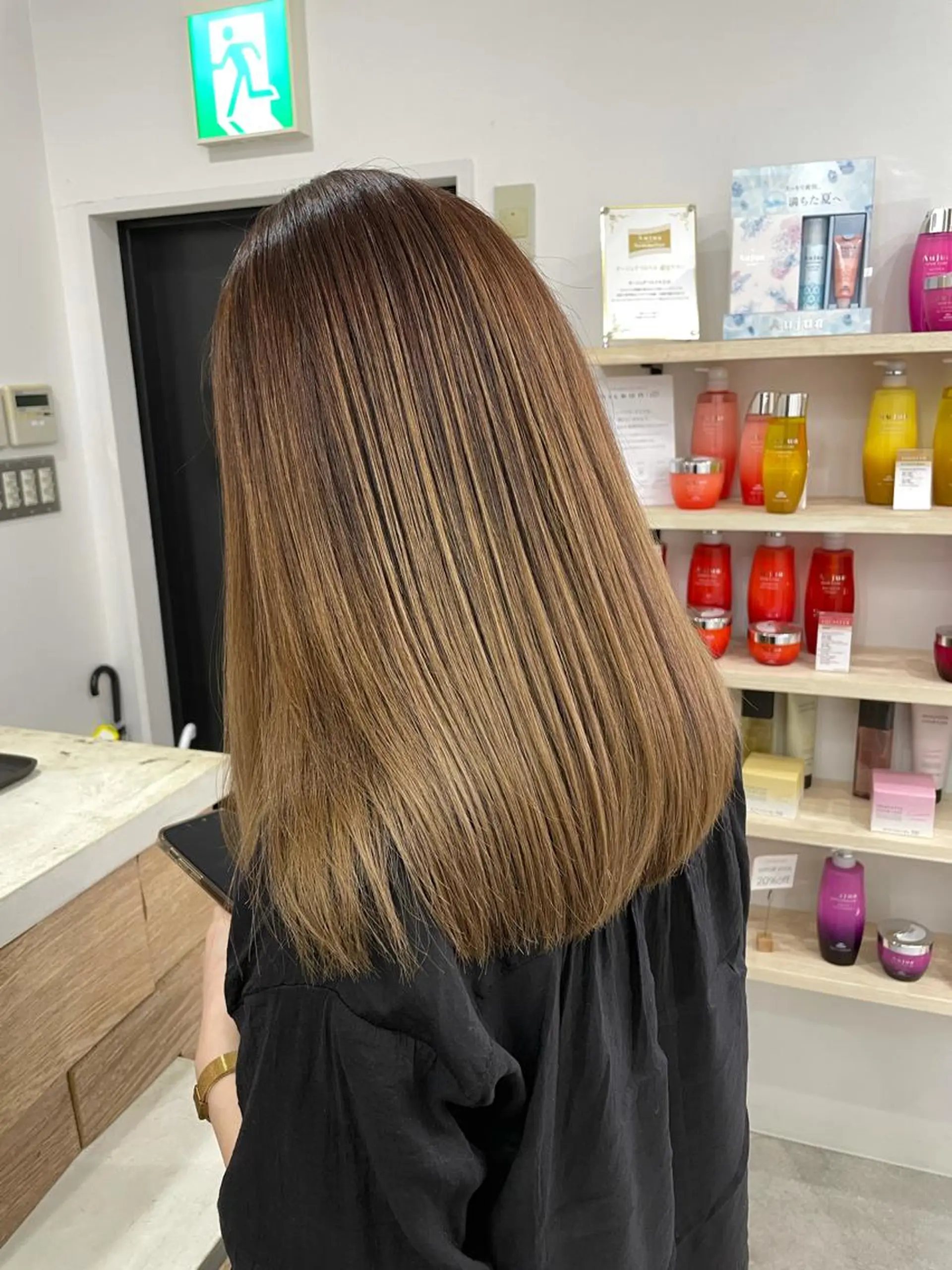 セミロング gisele所属・小山 一之のヘアスタイル