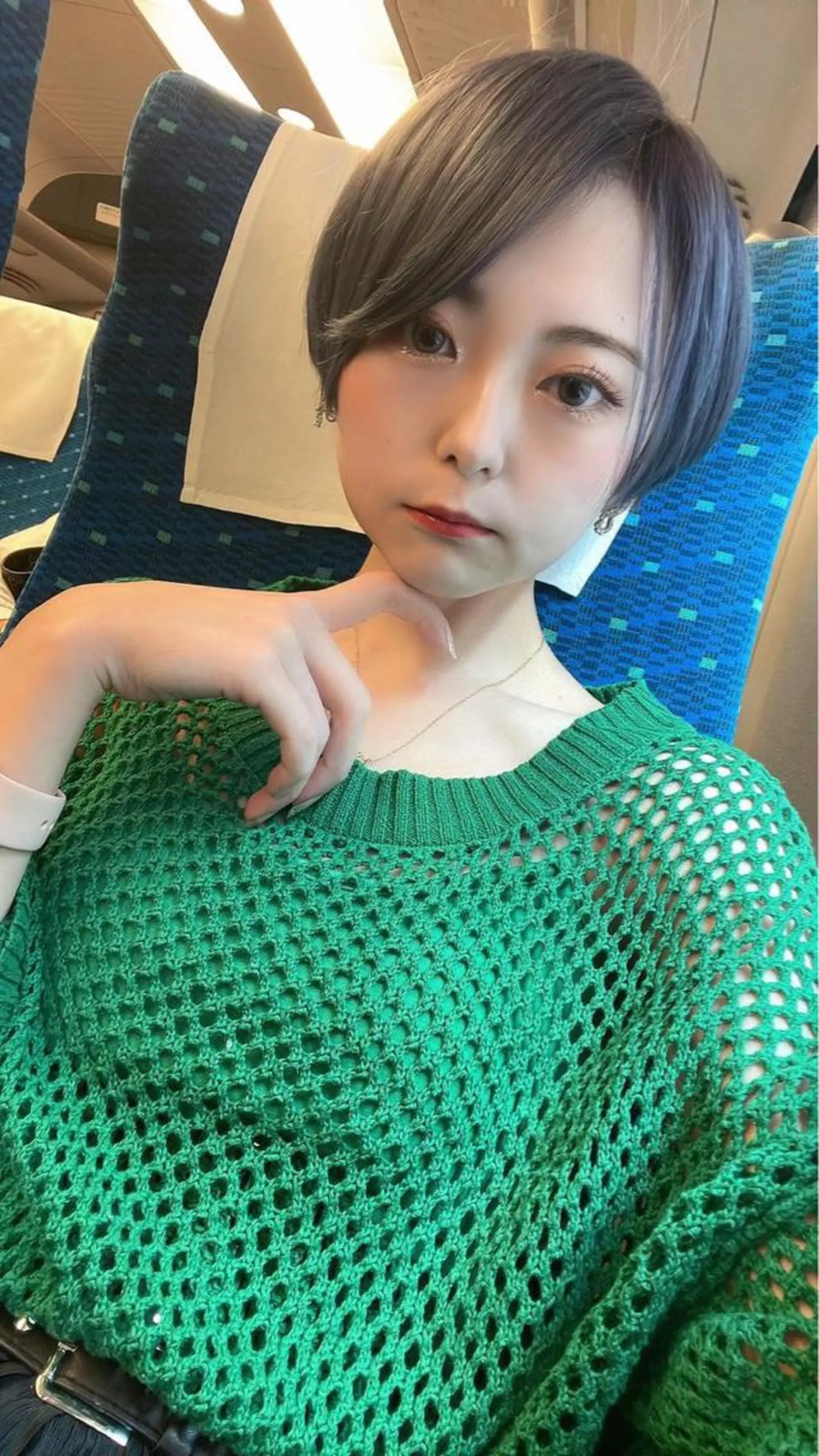 ショート カラー ヘアアレンジ メンズ キッズ ショートボブ メンズバレイヤージュ メンズブリーチ メンズハイライト メンズハイトーン 🌈難波🌈ベージュ カラー【ヒロム】のヘアスタイル
