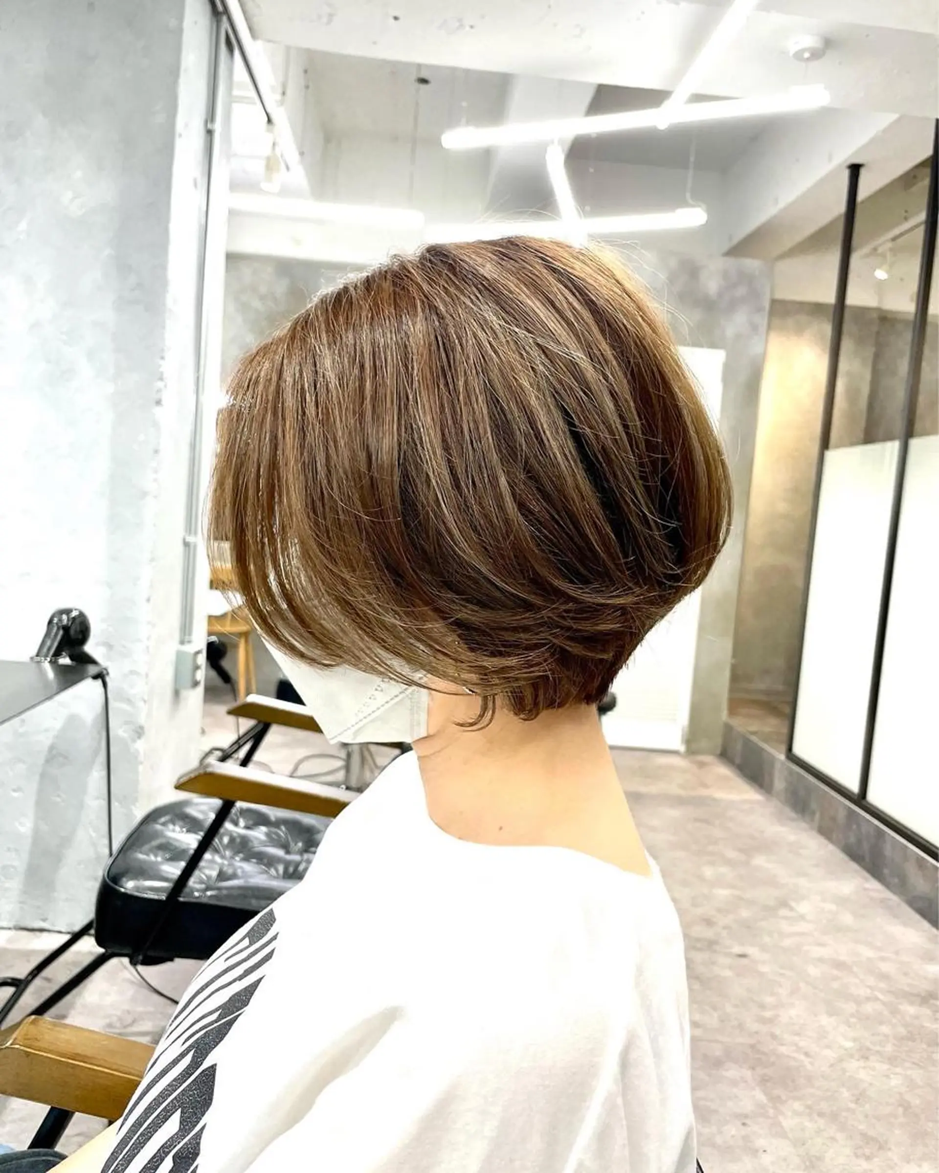 ショート カラー カット ヘアカラー 色気レイヤー& ショートはお任せ🌟のヘアスタイル