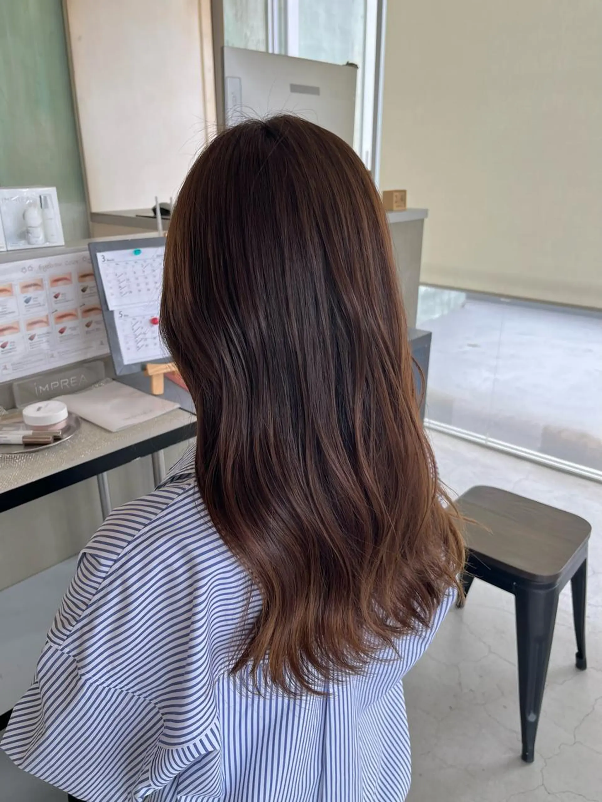 セミロング カラー ブラウンカラー カット ヘアカラー 渡辺 優のヘアスタイル