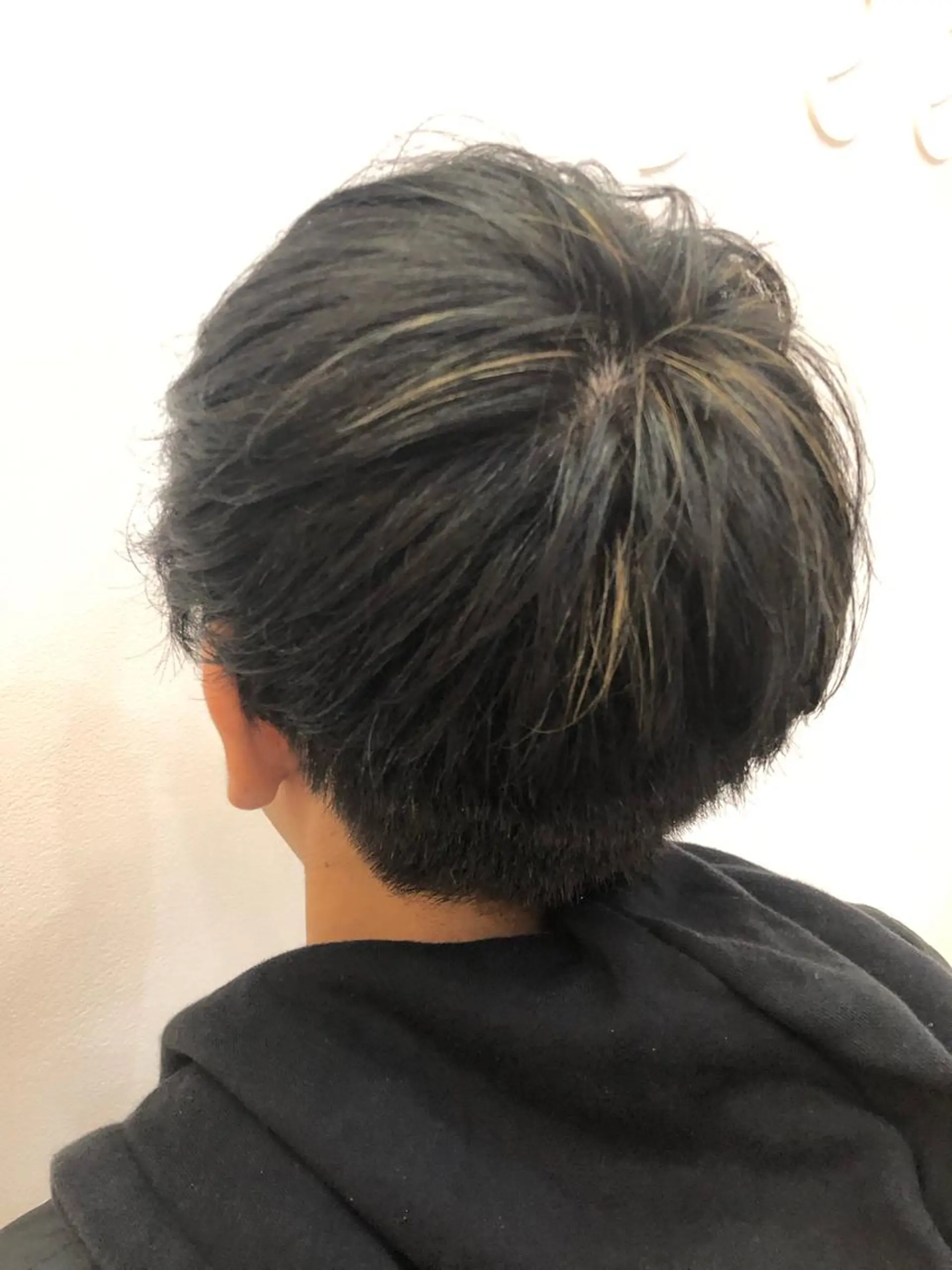 ショート カラー メンズ kawabe maikoのヘアスタイル