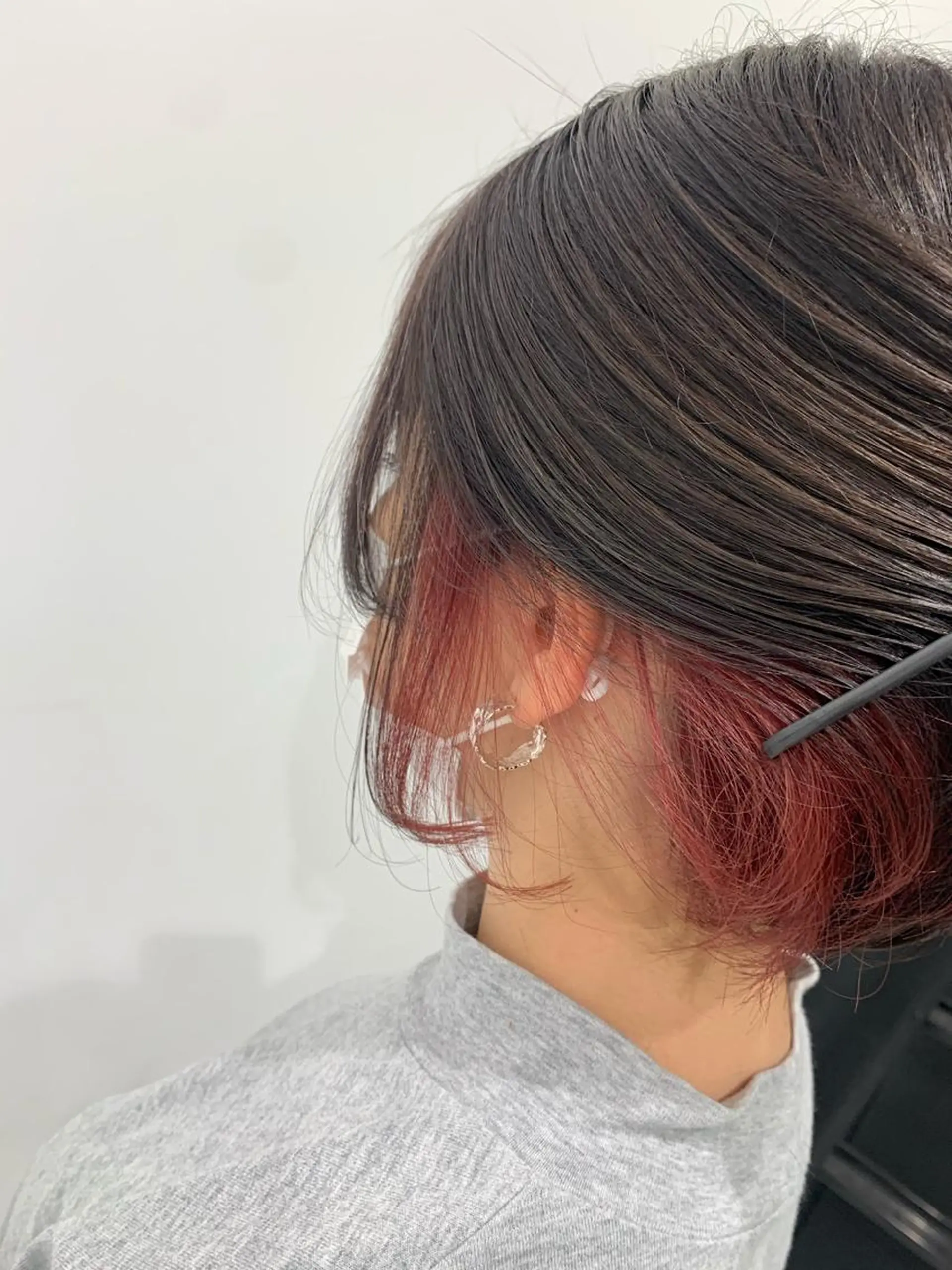 ショート カラー ブリーチ レッドカラー ヘアカラー トリートメント TAKUMI .のヘアスタイル