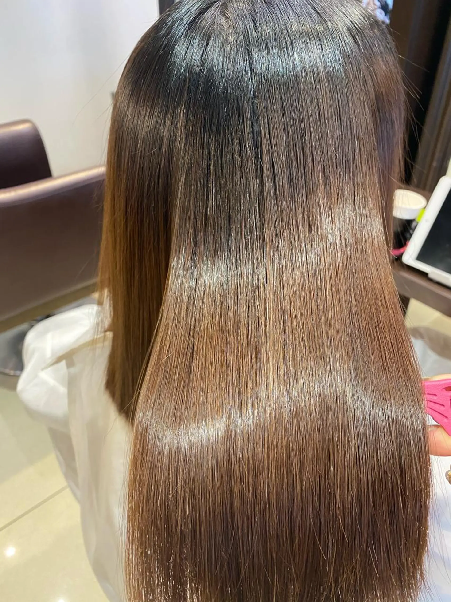 セミロング 山川 玲奈のヘアスタイル