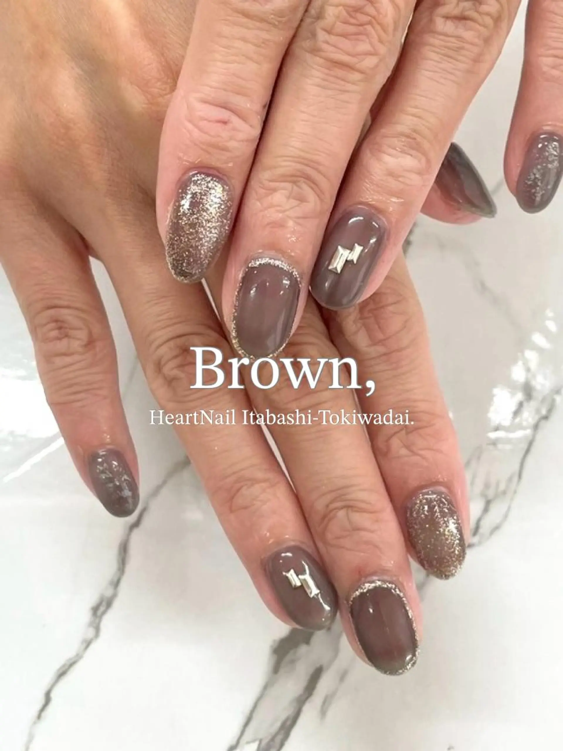 ネイル アートネイル ラメ(グリッター) ラメグラデーション マグネットネイル ワンカラーネイル ハンドネイル ハンドケア はあとねいる 板橋ときわ台店のネイルデザイン