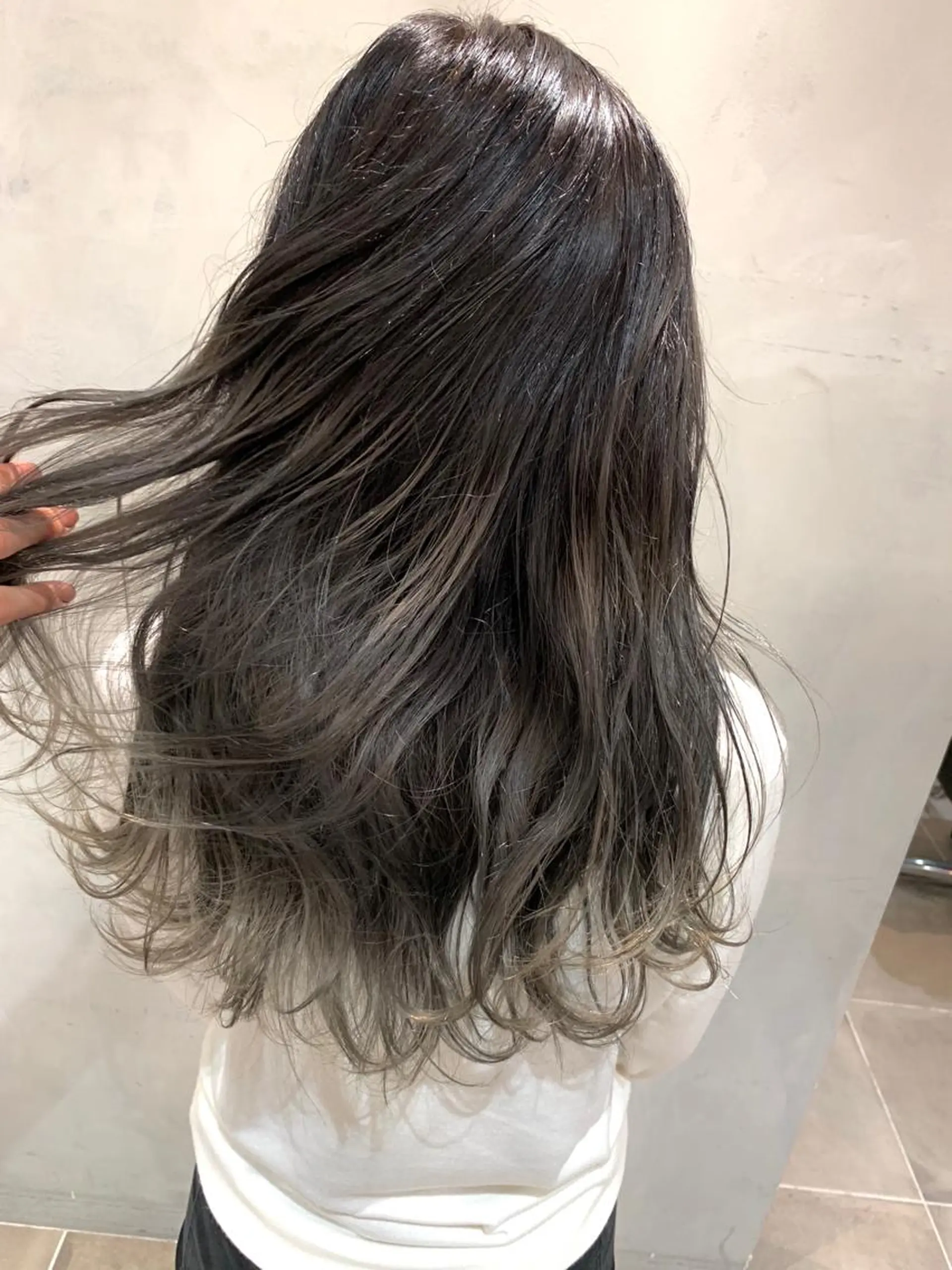 ロング カラー グレージュ 🇺🇸海外ヘア 🇰🇷MASANOのヘアスタイル