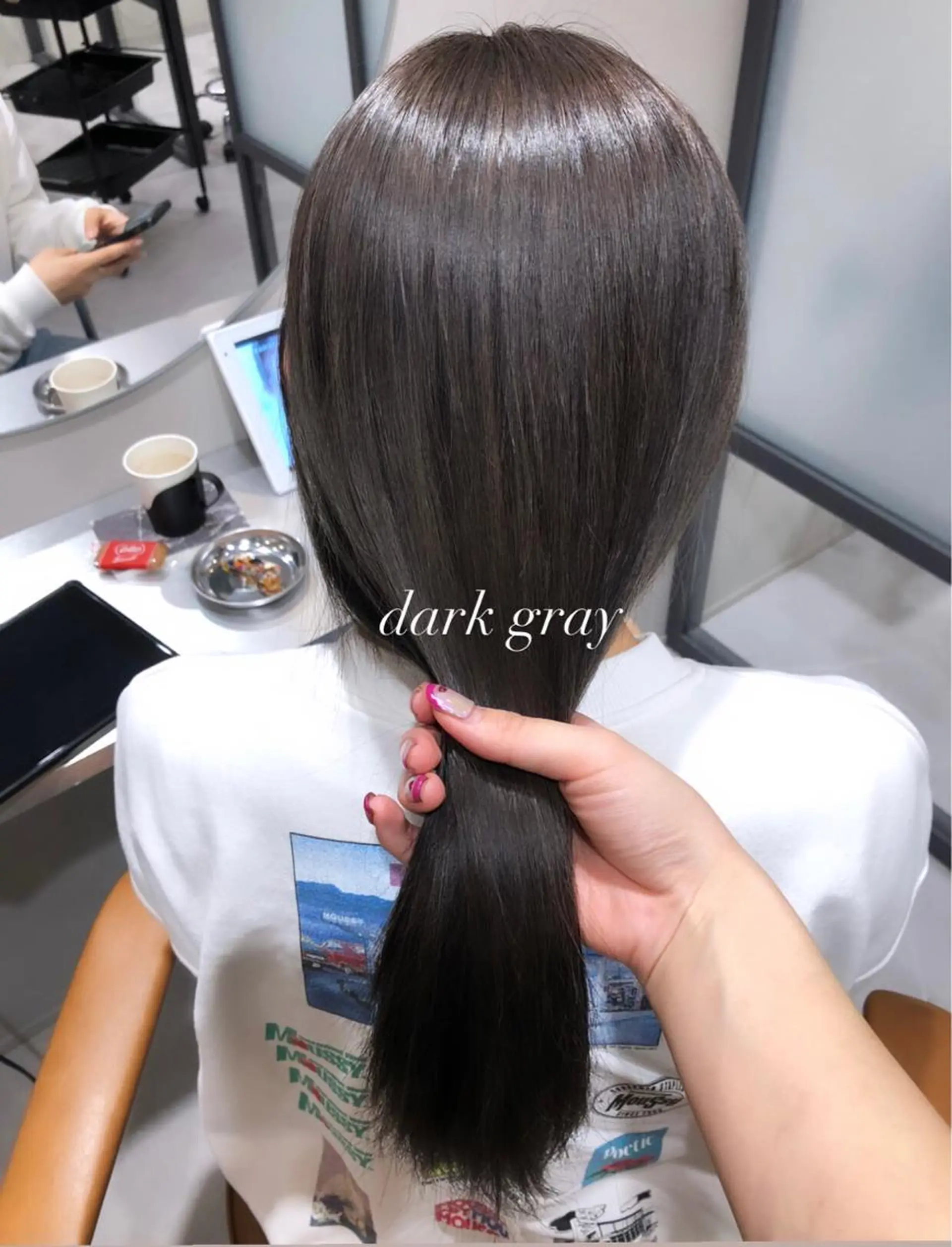 ロング カラー ヘアアレンジ ブリーチ 透明感カラー 関谷 あいみのヘアスタイル
