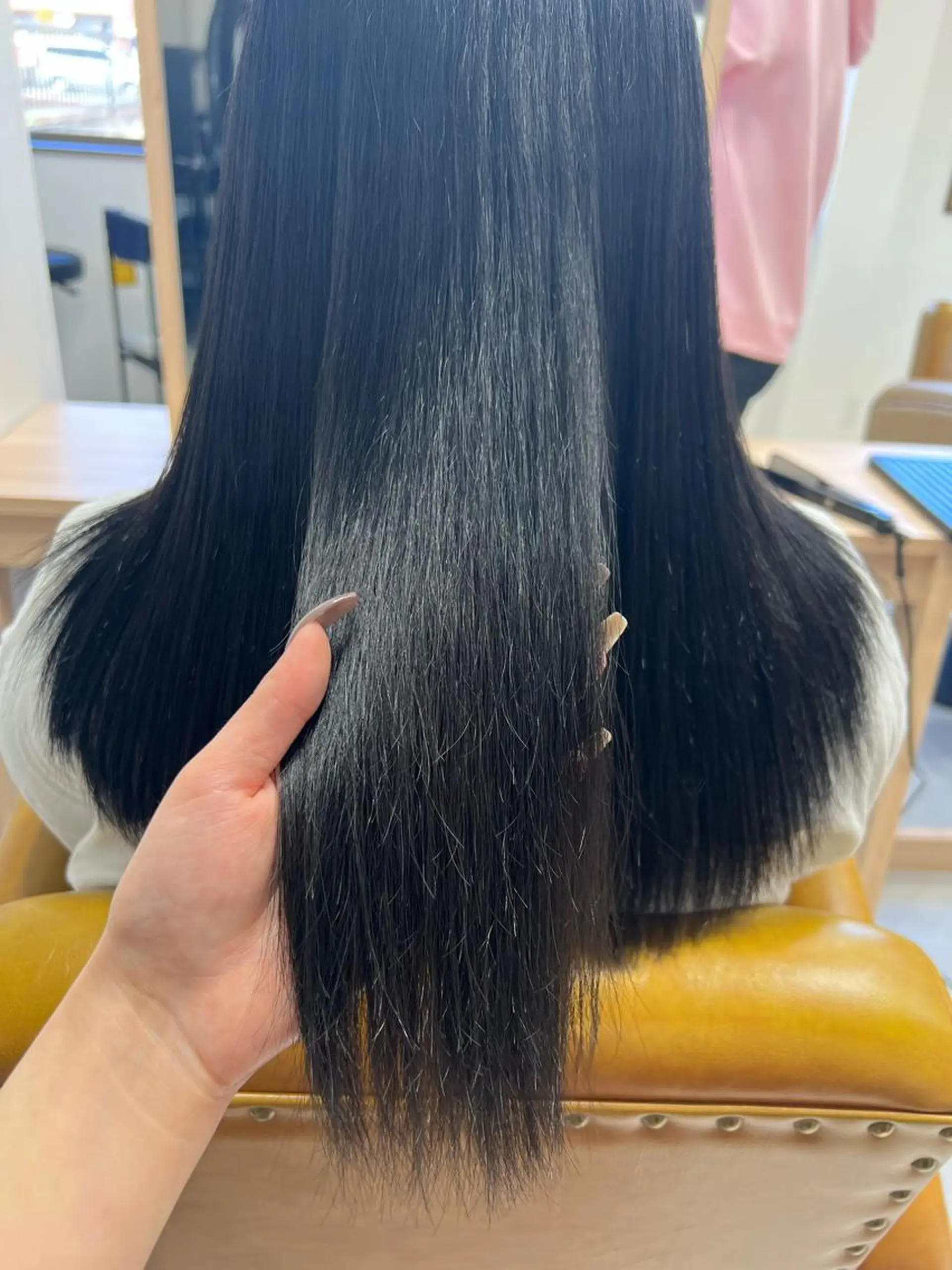 セミロング カラー ダークグレー 卒業式のヘアスタイル トリートメント 松本 菜那のヘアスタイル