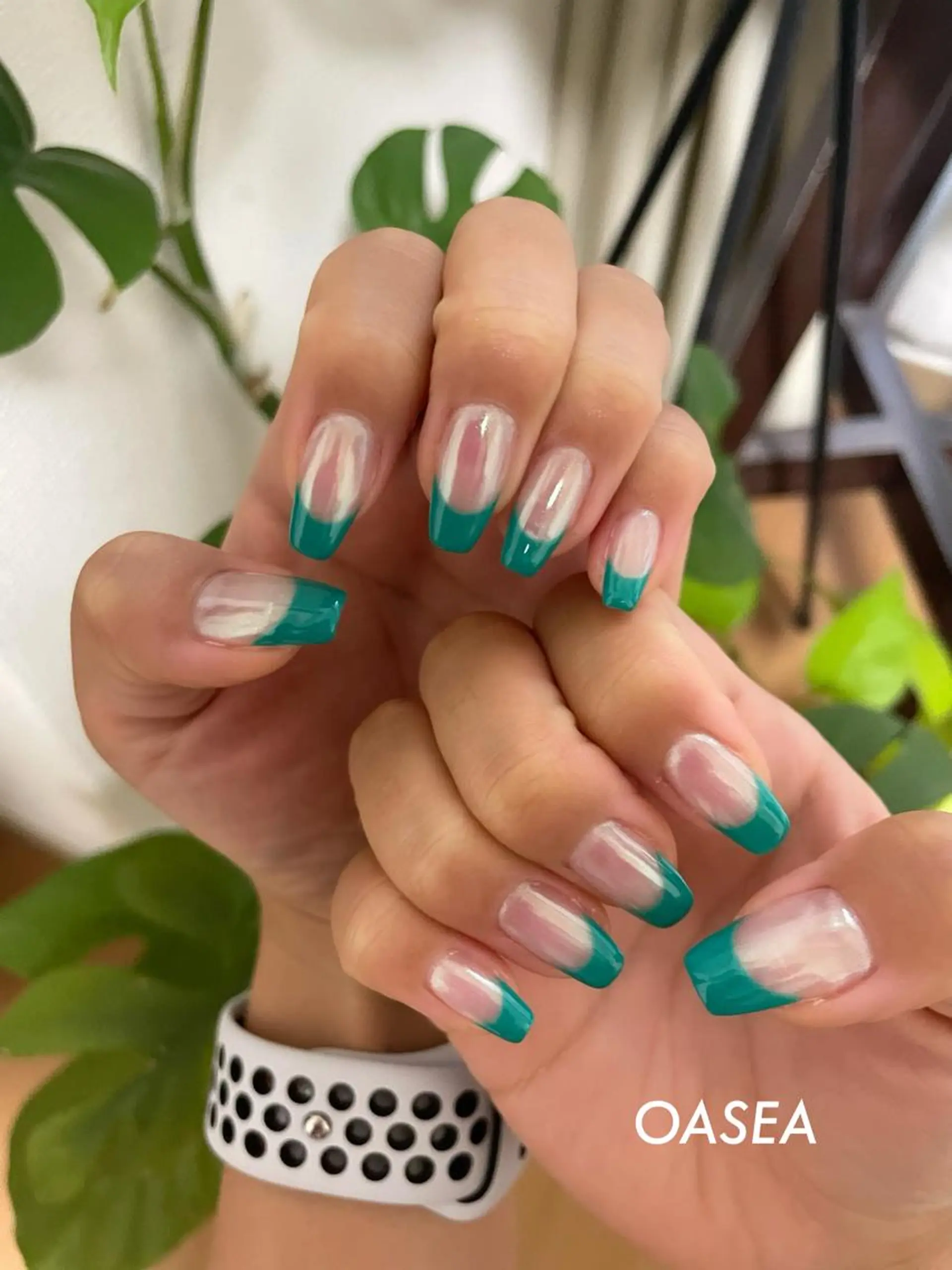 ネイル ハンドネイル 🌞💜 KAORI 🌴のネイルデザイン