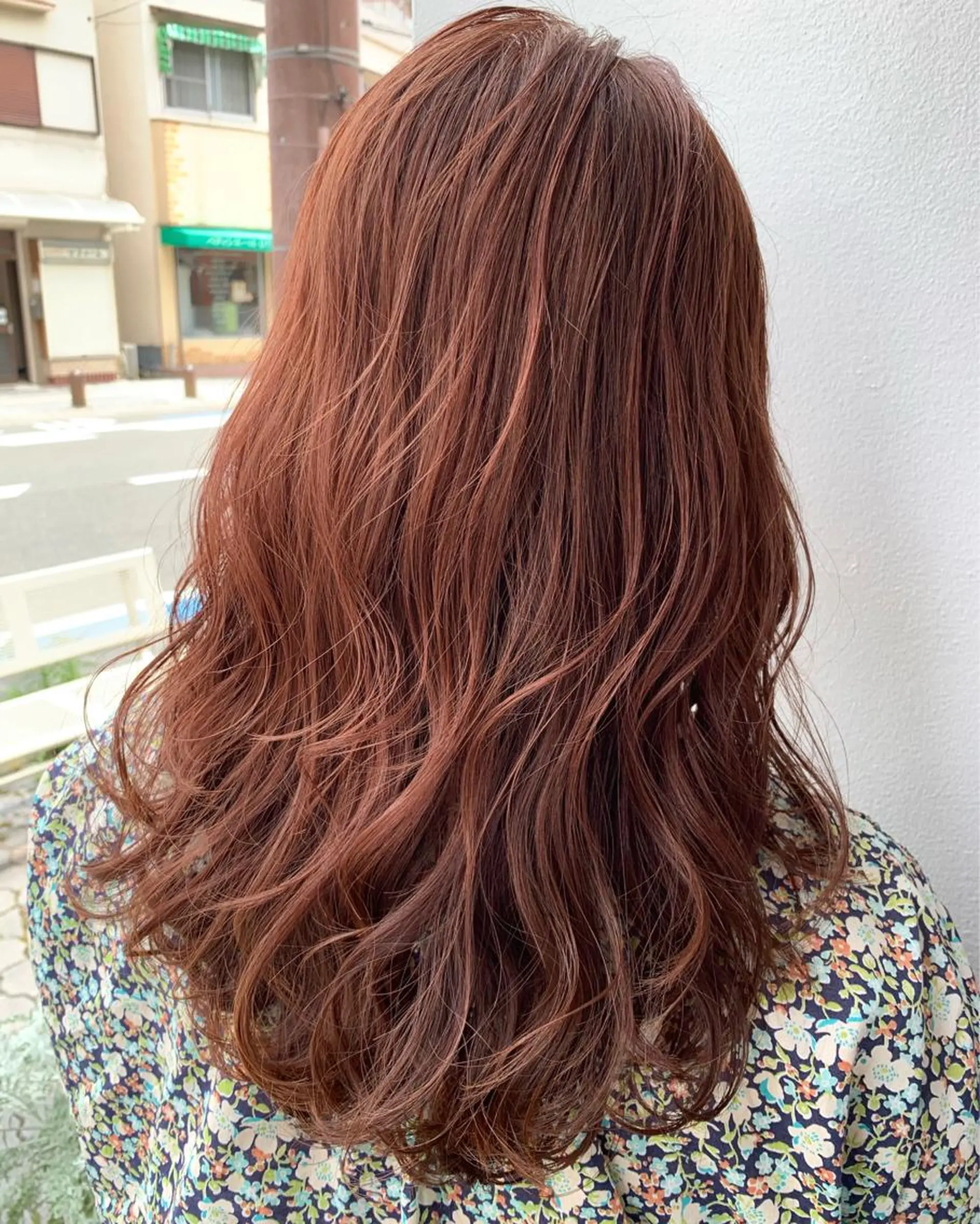 ロング カラー オレンジ ヘアカラー トリートメント 西村 美羽のヘアスタイル