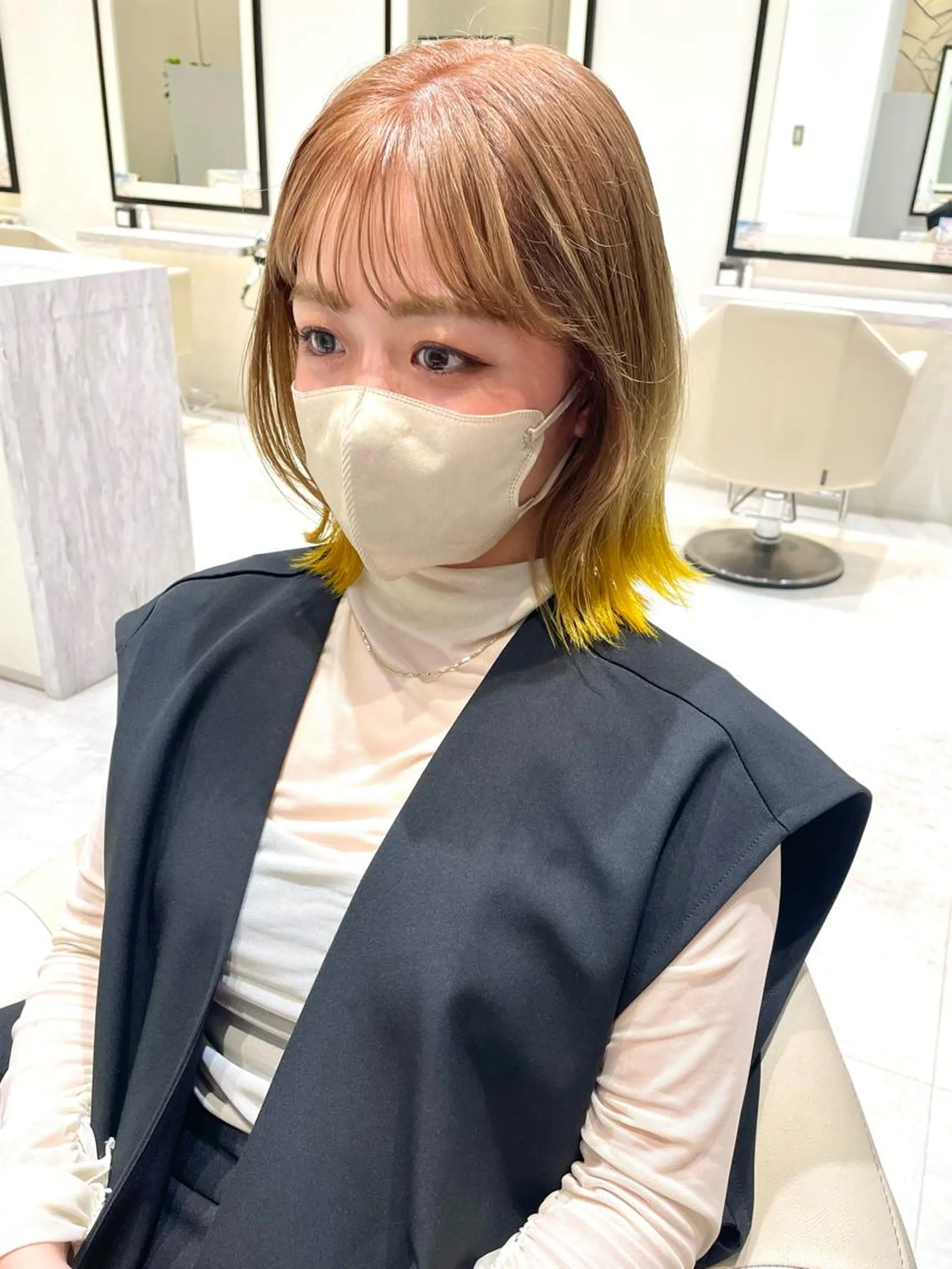ミディアム カラー デザインカラー BELLA🌻 木浦心のヘアスタイル