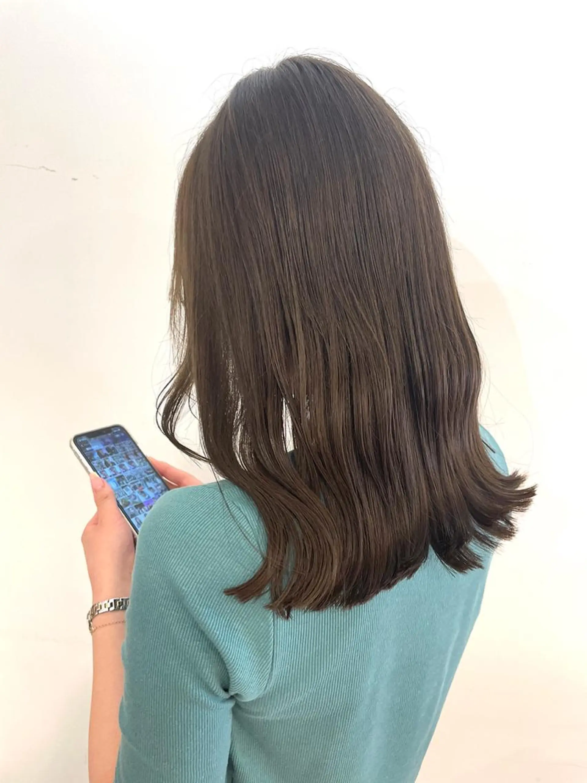 セミロング ヘアカラー 佐藤 梨里花 ❤︎のヘアスタイル