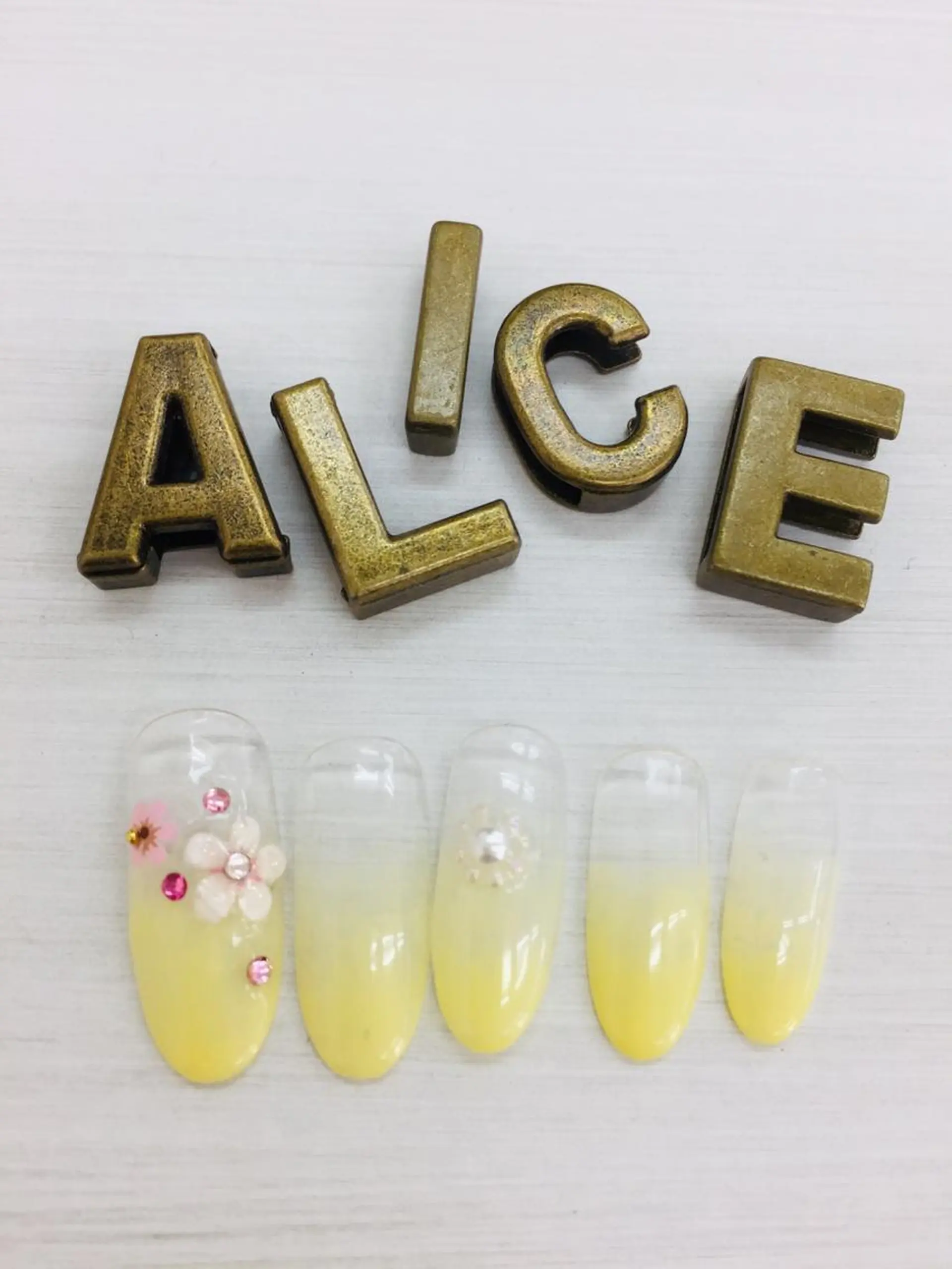 ネイル 美容室Alice kyoのネイルデザイン