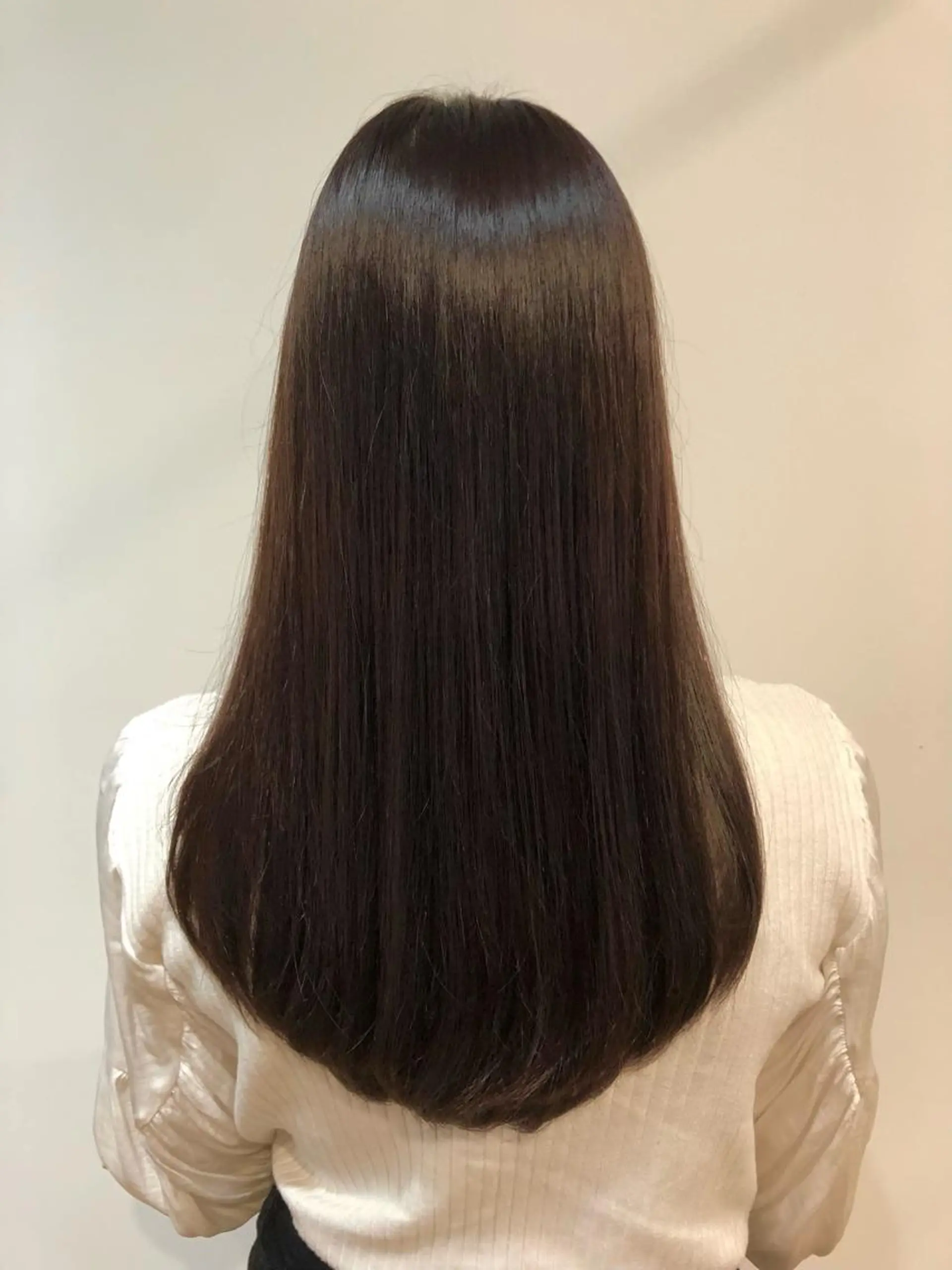 ロング カラー カット ヘアカラー トリートメント 青野 文香のヘアスタイル