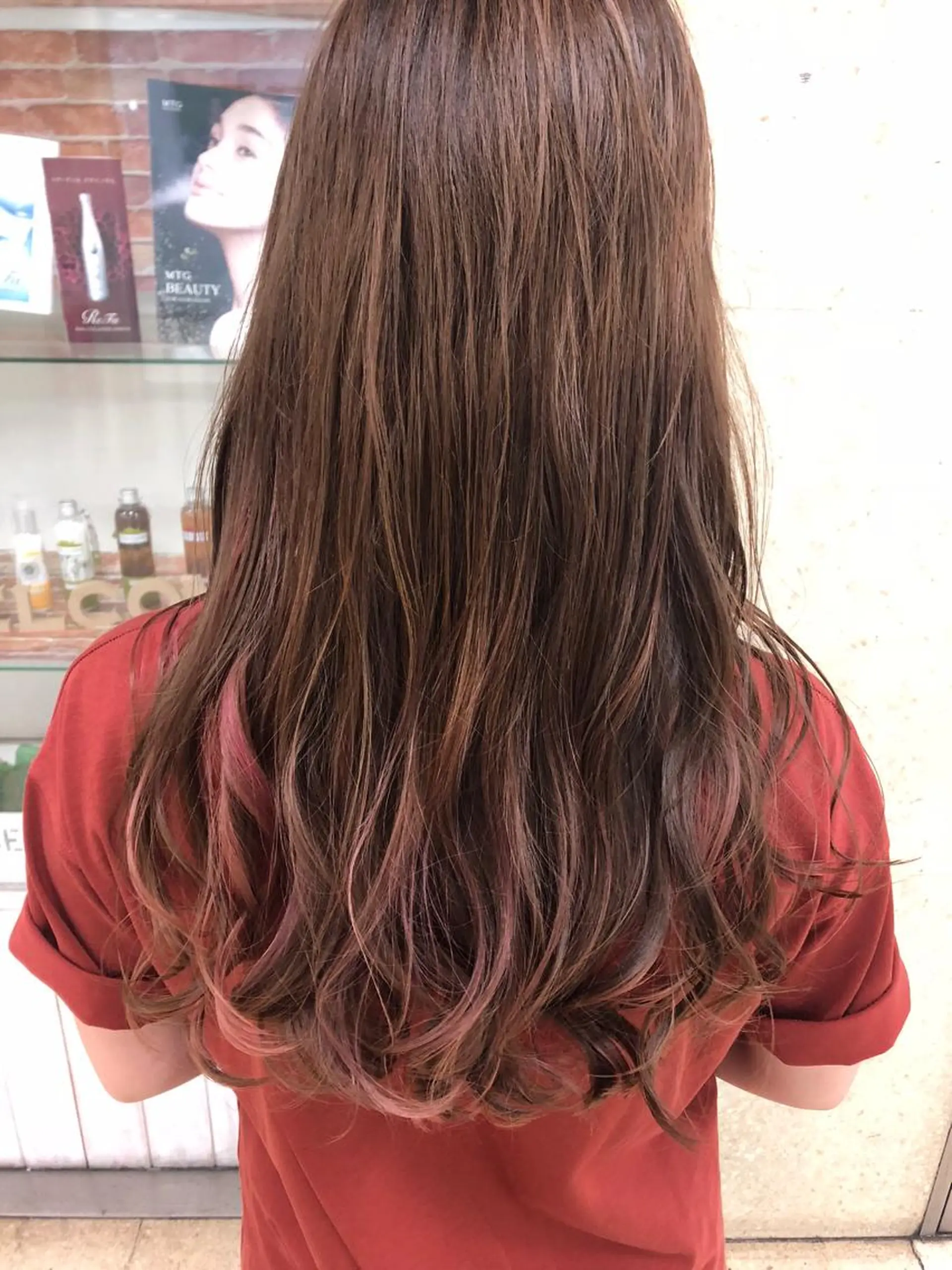 ミディアム カラー カット ヘアカラー トリートメント 菅村 勇亮のヘアスタイル