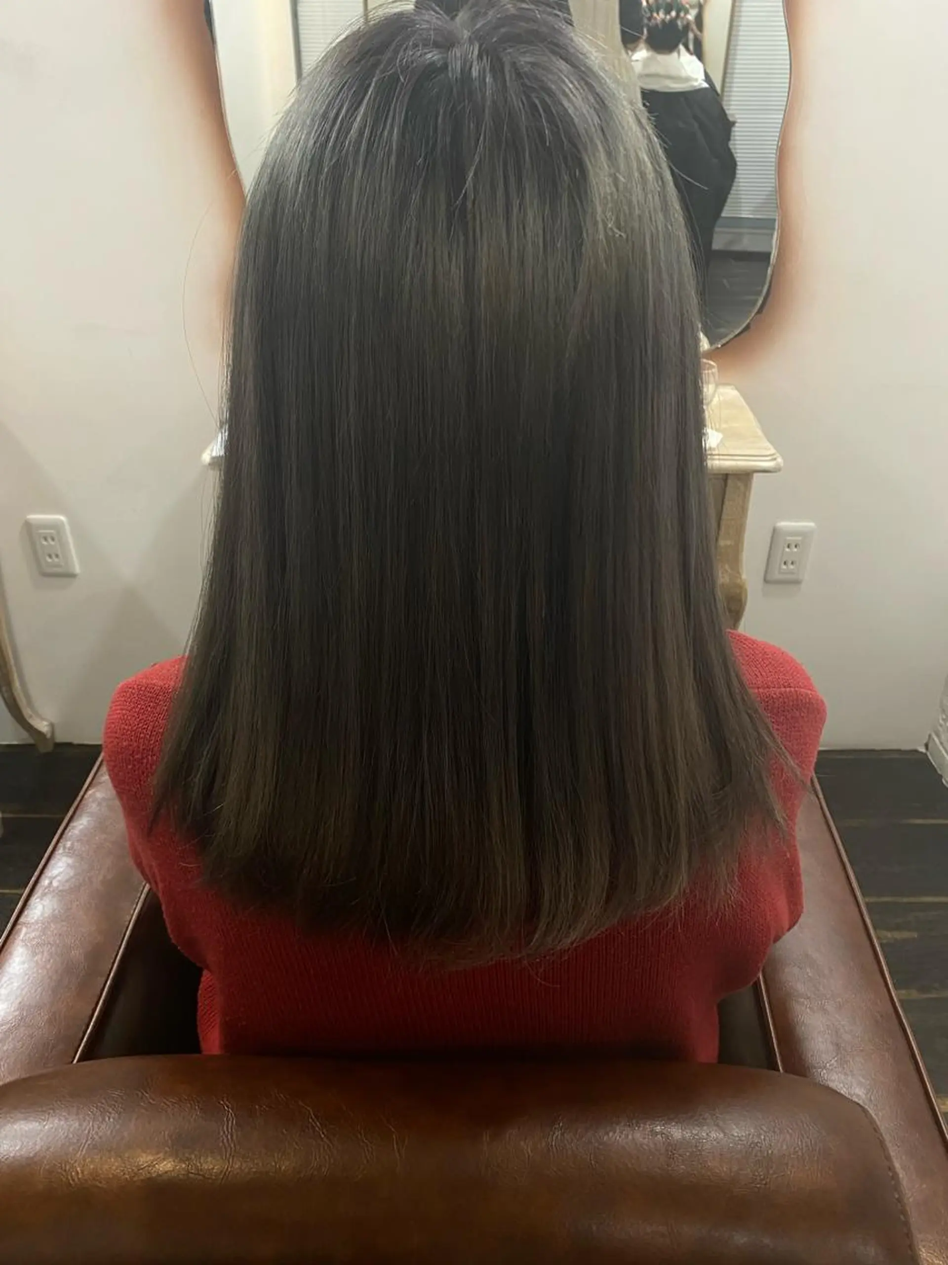 セミロング カラー アッシュ シルバー シルバーアッシュ CIEN white所属・パーマモデル募集中 渥美翔人のヘアスタイル