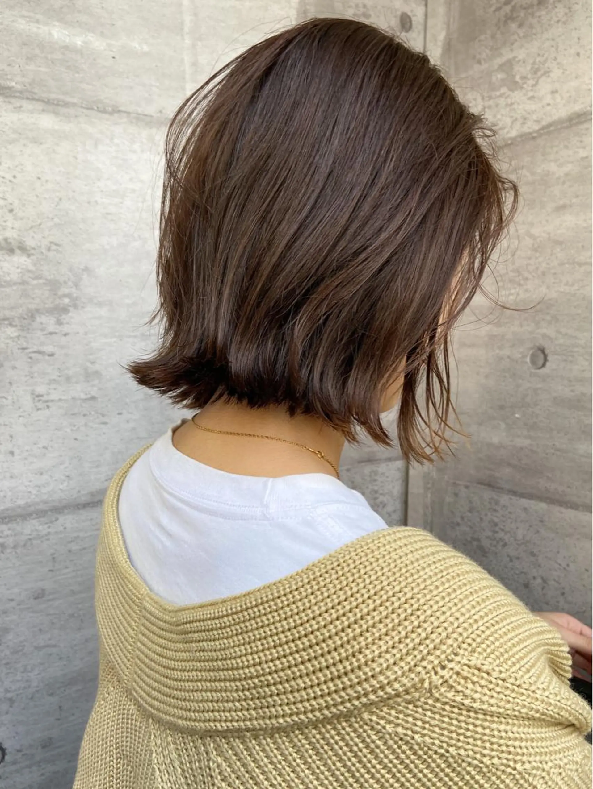 ミディアム アッシュ ハイライト 髪質改善 韓国風ヘア トリートメント 岡本康平/ボブ /ブリーチ/レイヤーのヘアスタイル