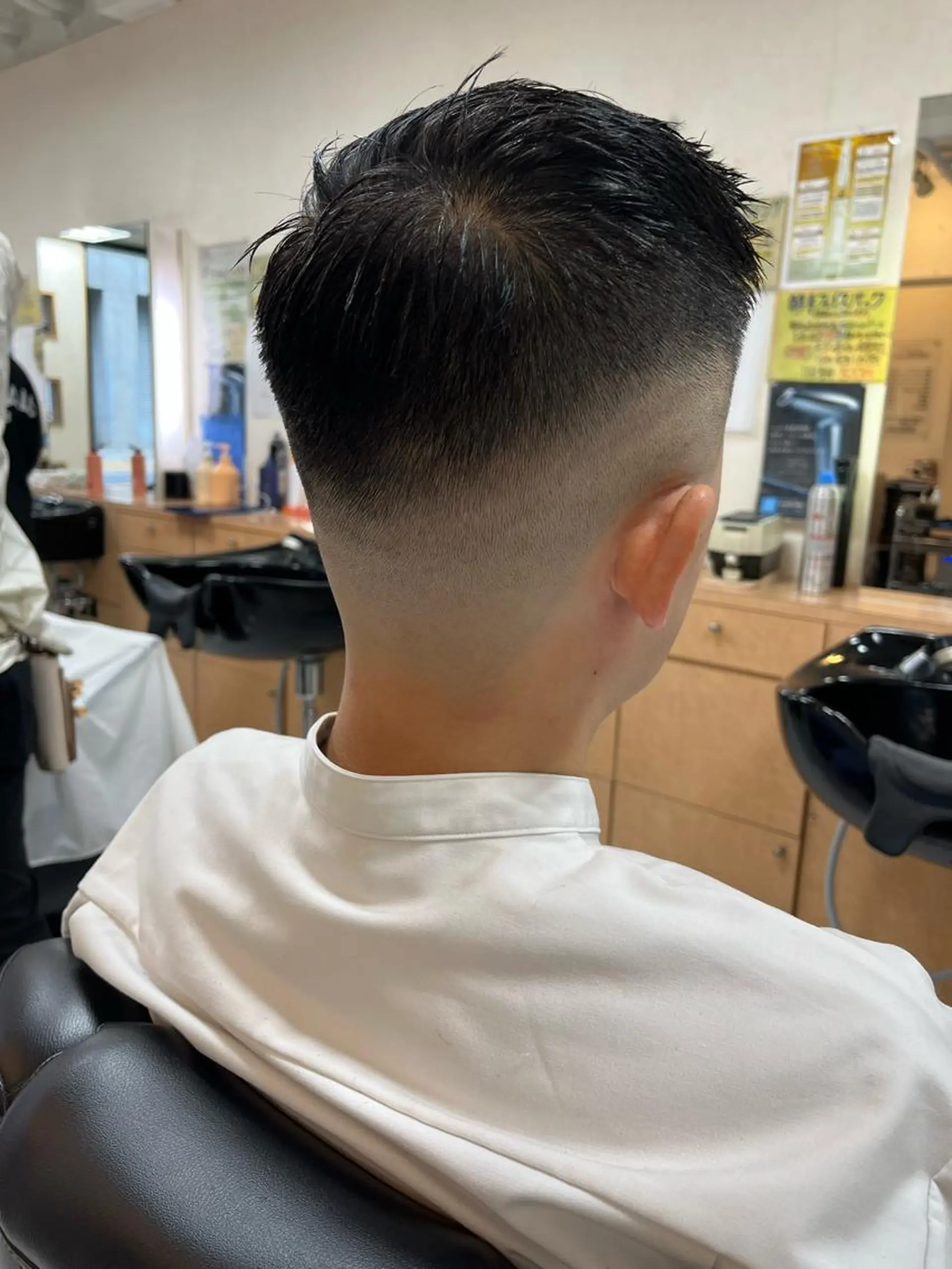 ショート メンズ フェードカット スキンフェード コアフィールドゥ所属・坂口 大智のヘアスタイル