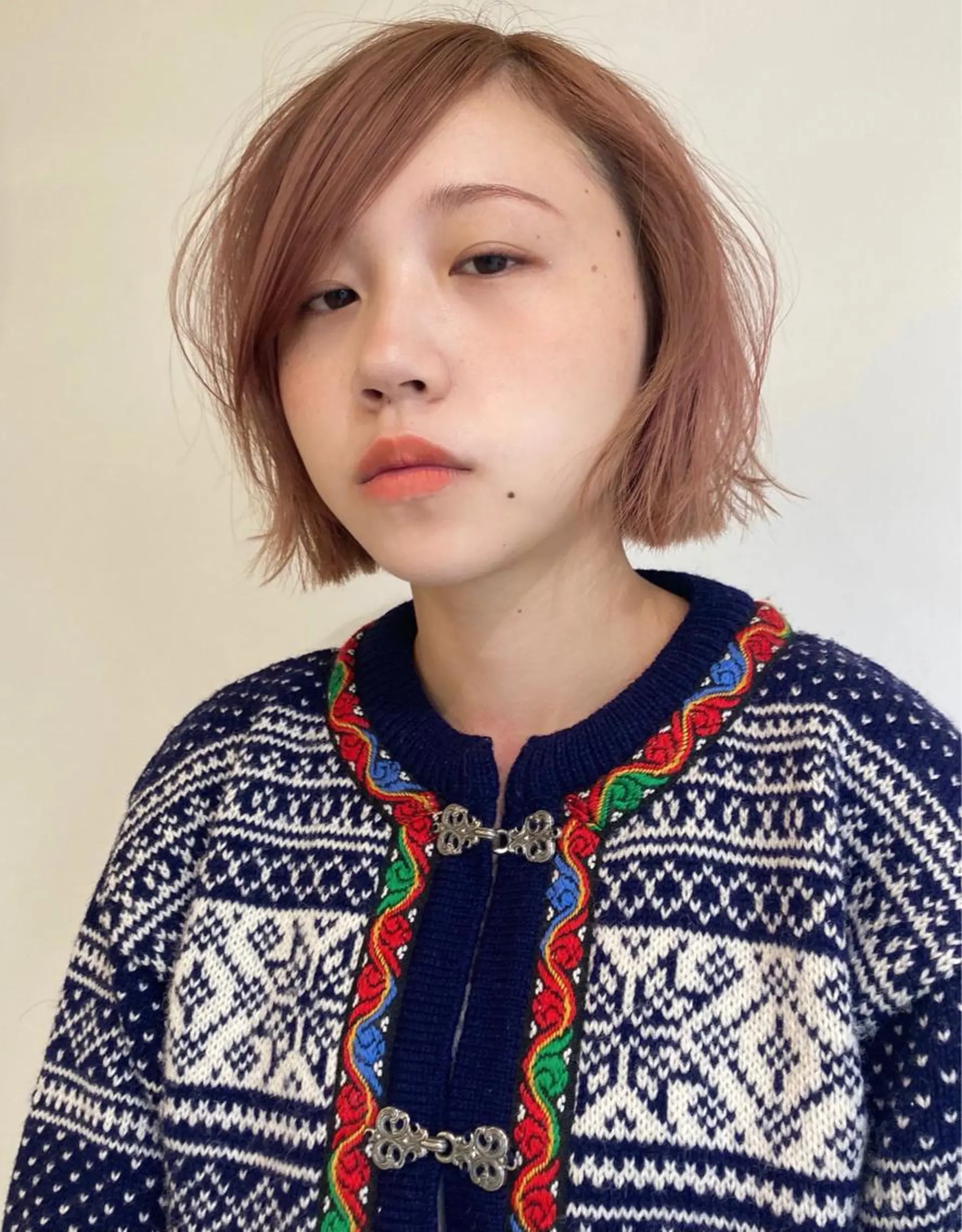 ショート パーマ ボブ カット ヘアカラー お洒落ベージュ🤎 代官山shibukiのヘアスタイル