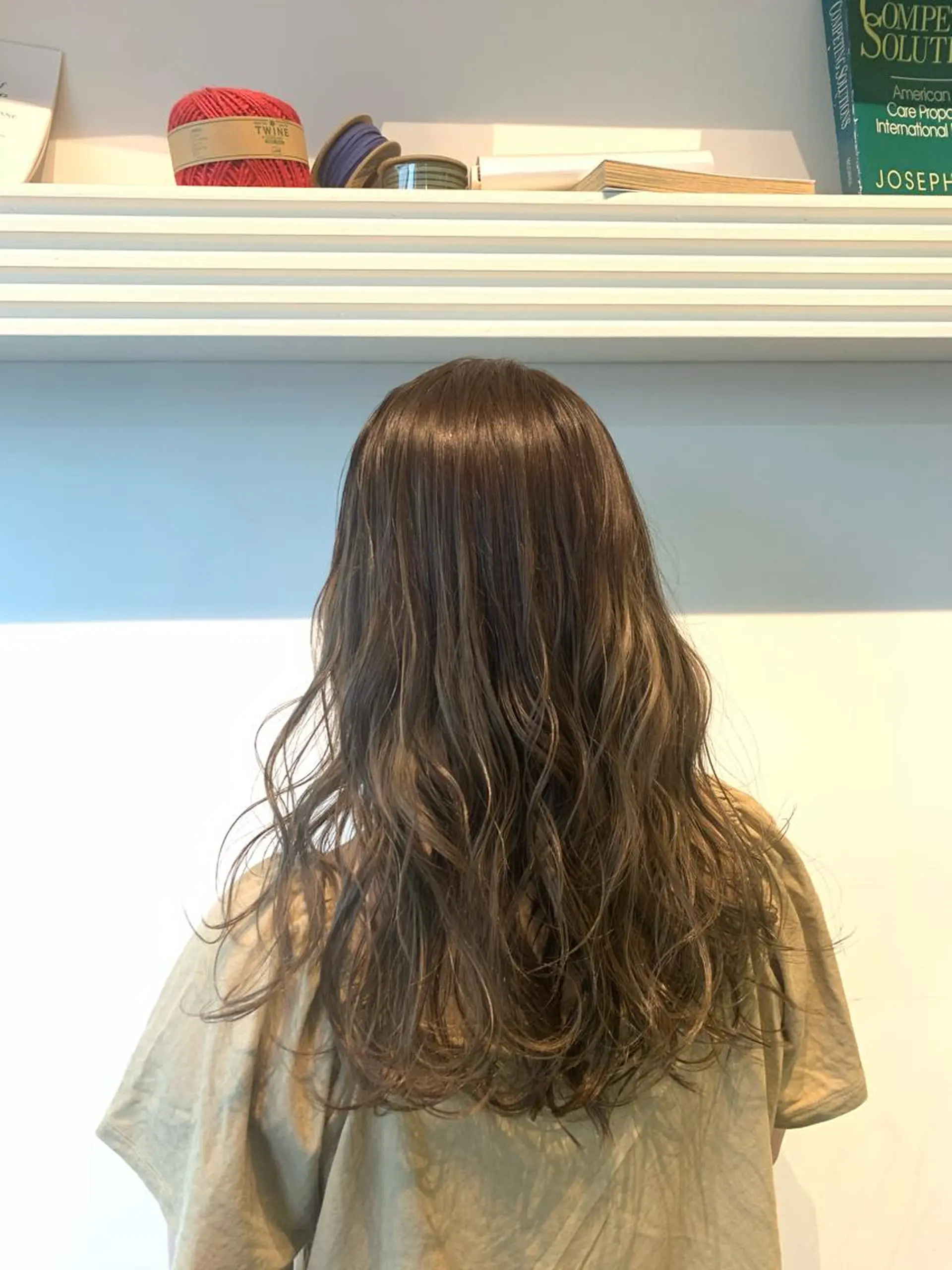 セミロング レイヤーカット カット ヘアカラー トリートメント ヘッドスパ ヘアセット 山口 竣也のヘアスタイル