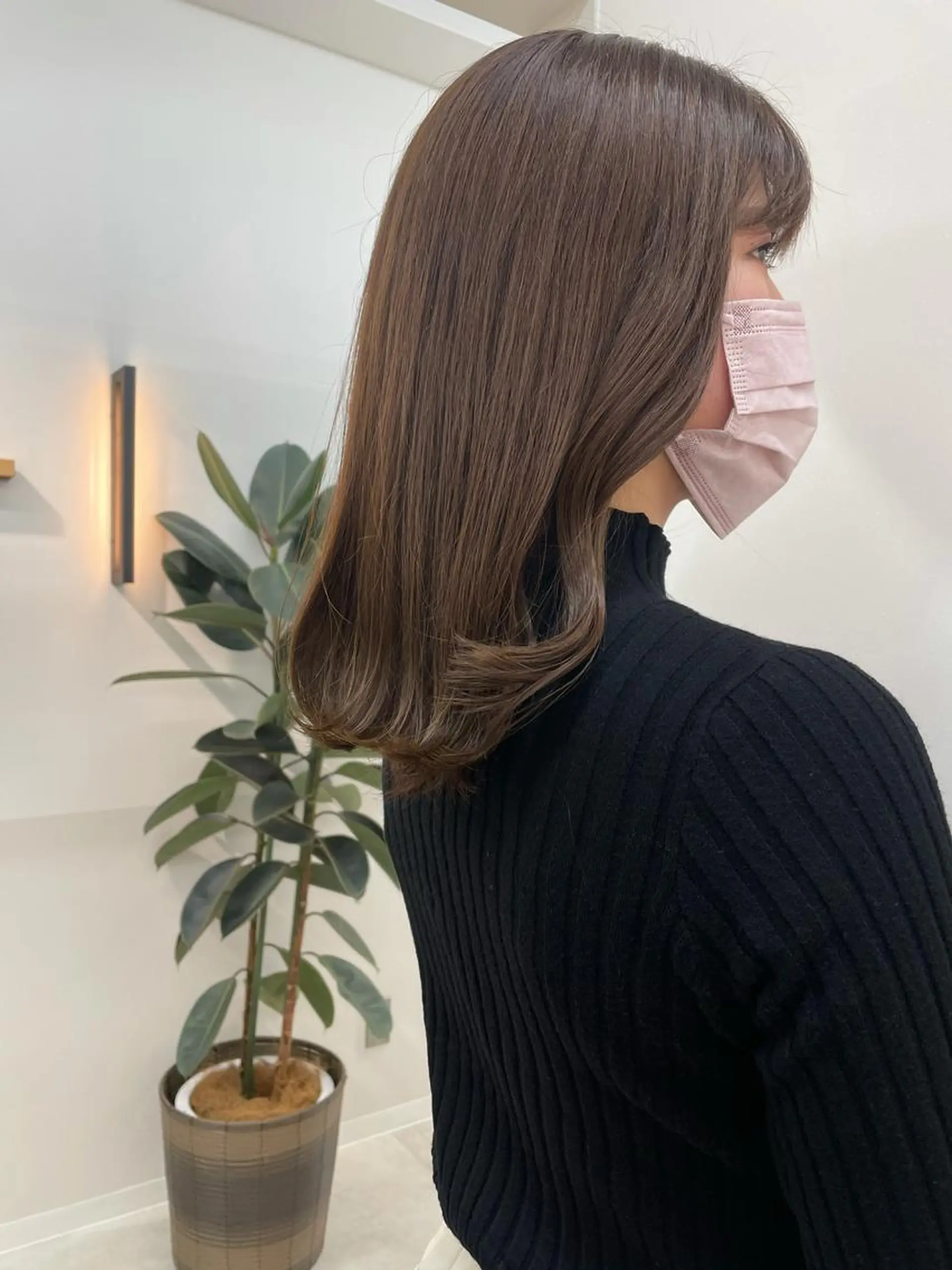 ミディアム カラー HARUNA🤍 色持ち良いツヤ髪のヘアスタイル