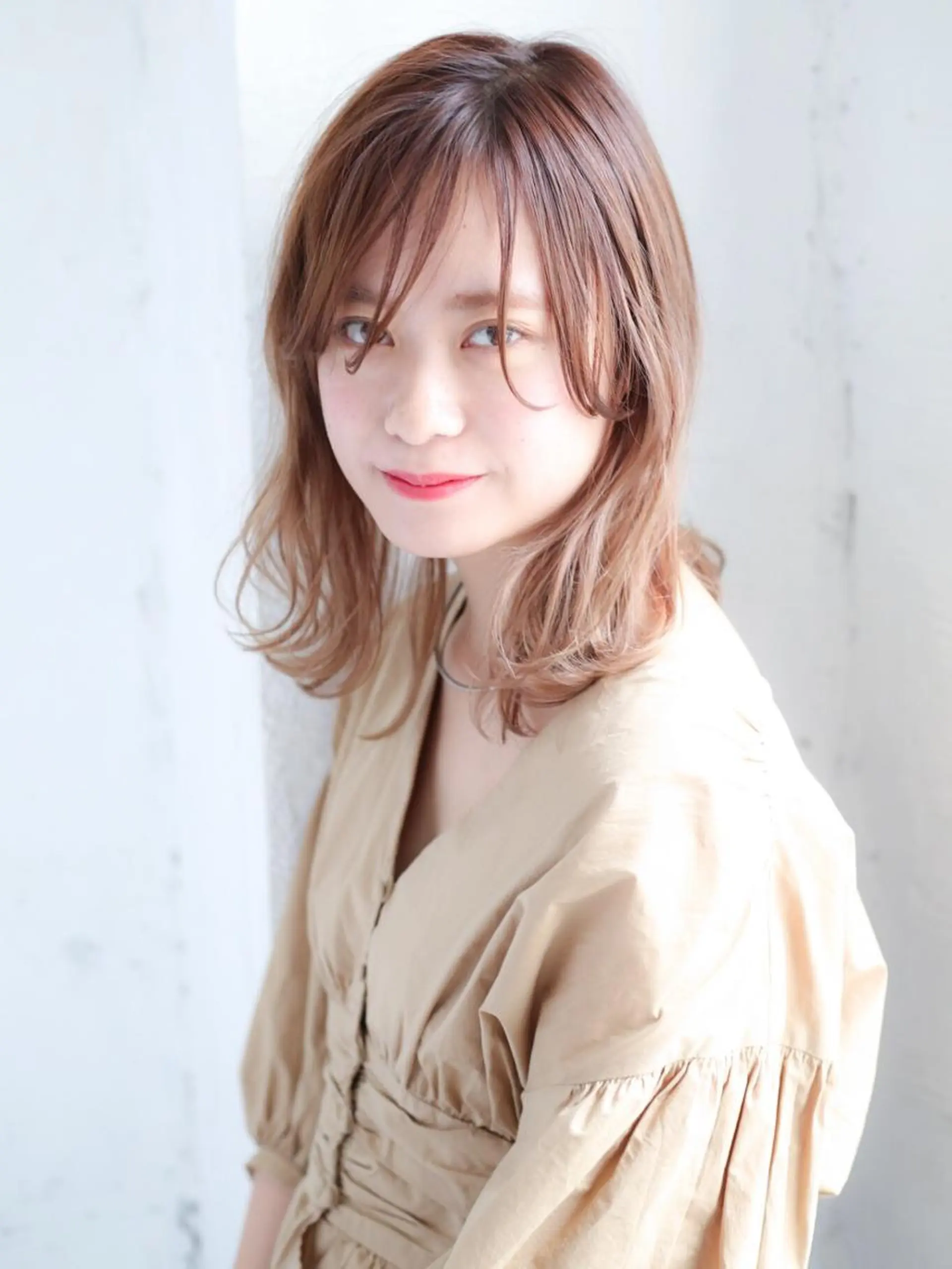 ミディアム カット 石渡このみ 🍊レイヤーカットのヘアスタイル