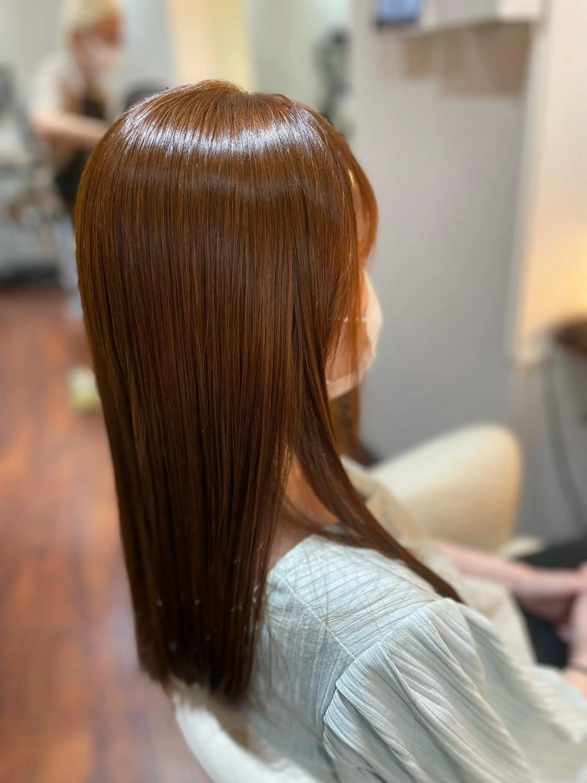 セミロング カラー ヘアカラー トリートメント CoCooN Hiromiのヘアスタイル