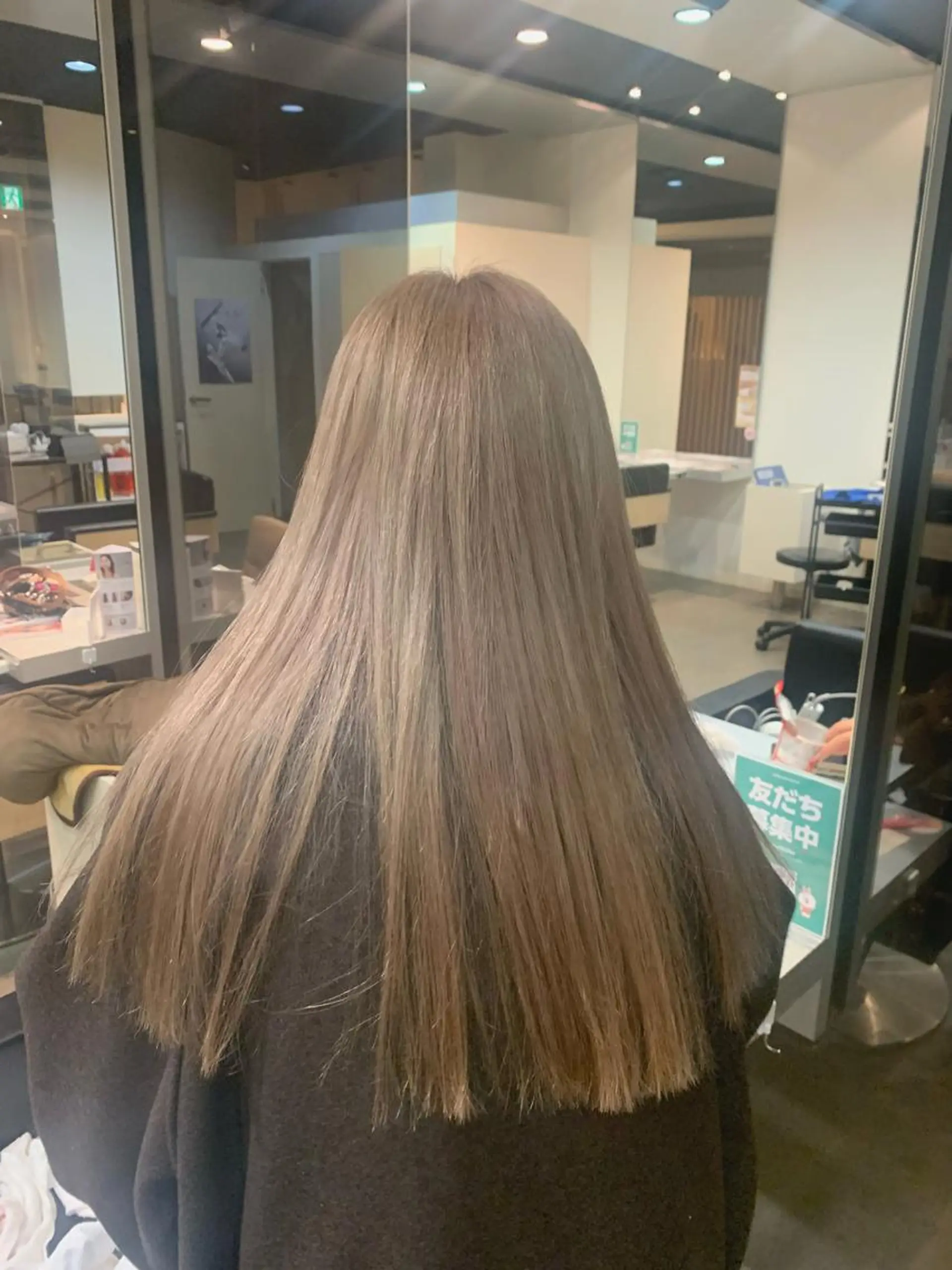 ロング カラー ヘアアレンジ ベージュカラー ミルクティーベージュ カット ヘアカラー トリートメント 店長/髪質改善/ ショート/松若　優のヘアスタイル