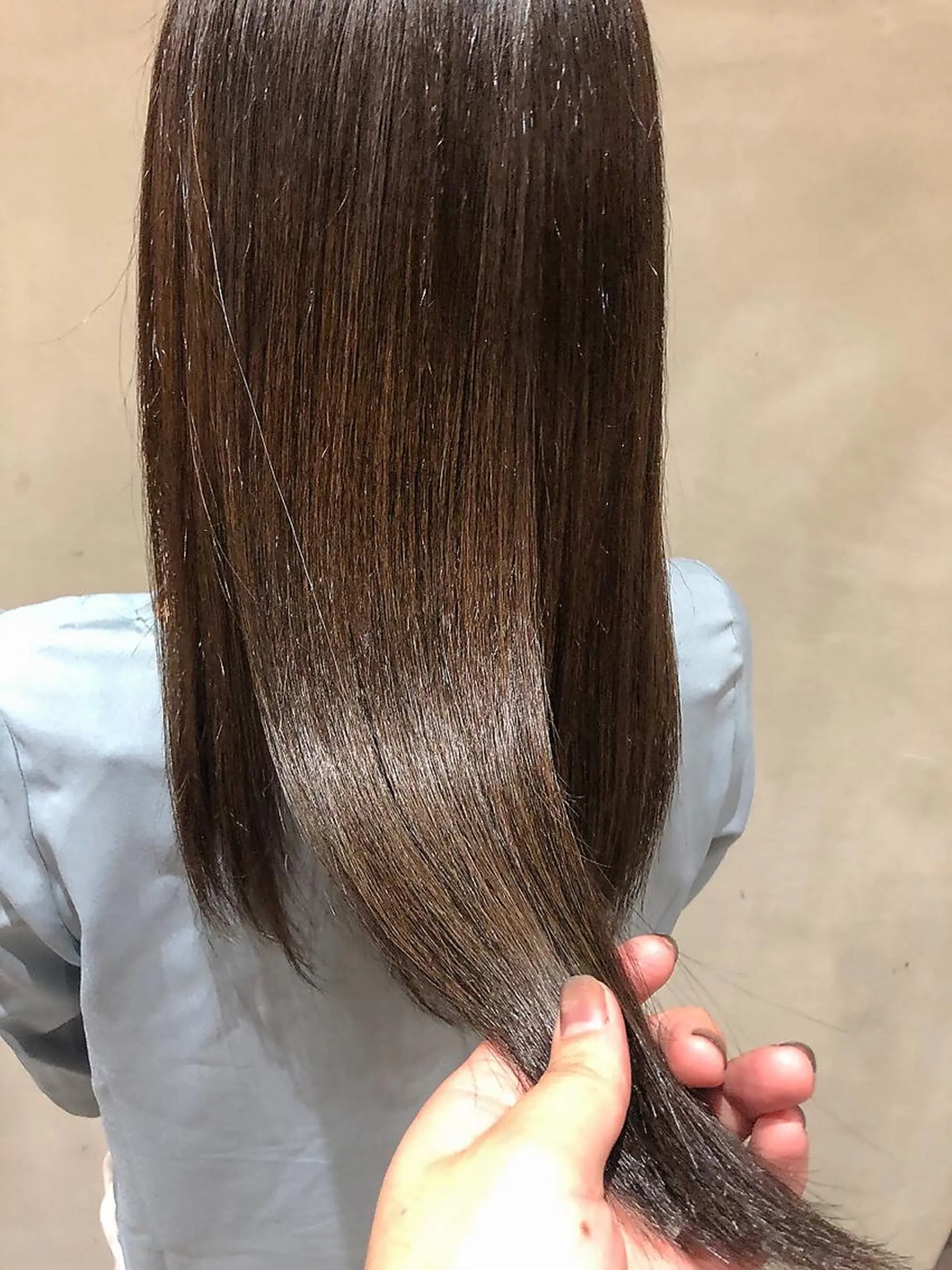 ロング カット ヘアカラー トリートメント シンタニ ナオトのヘアスタイル