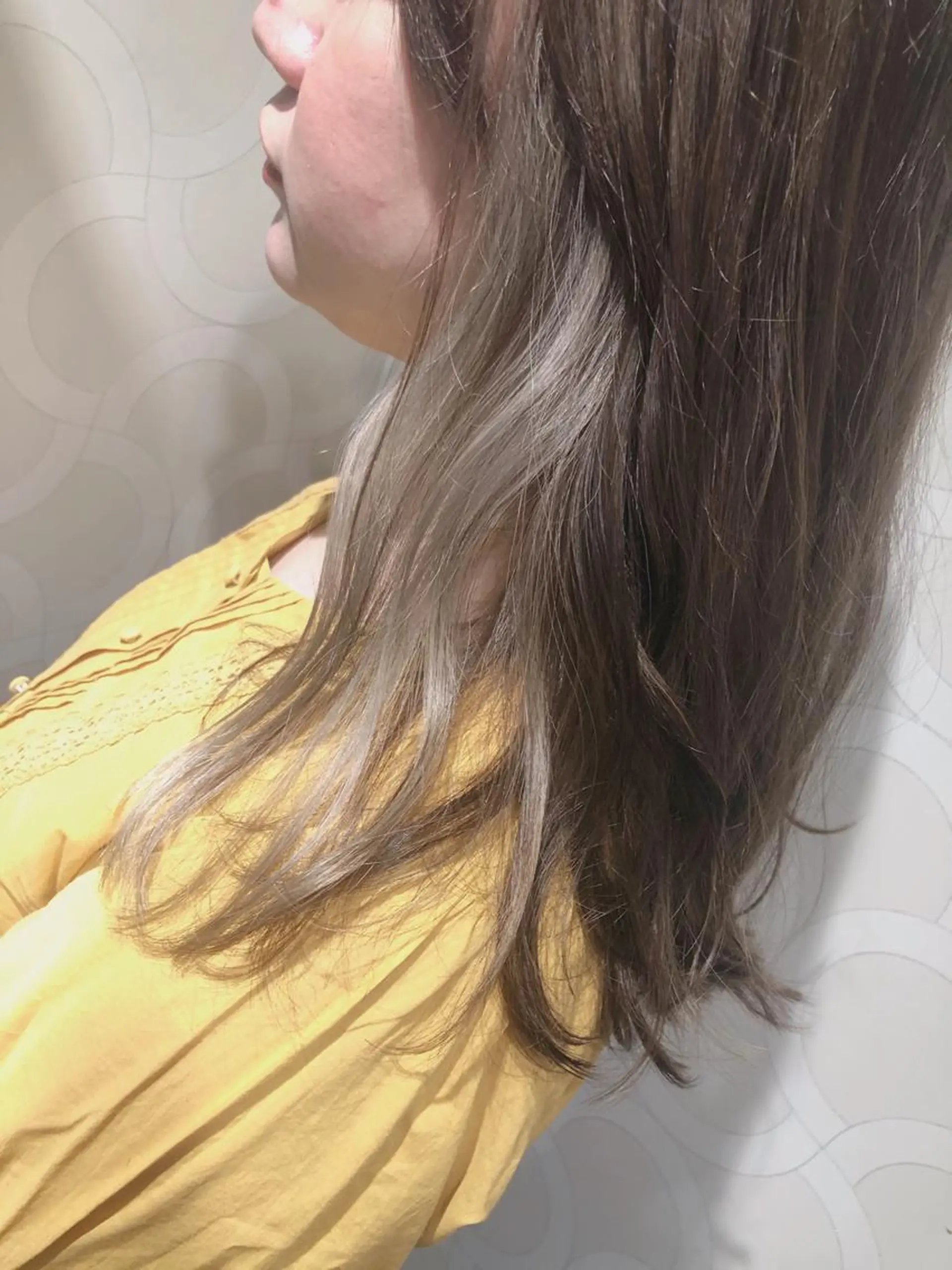 セミロング カラー イヤリングカラー 艶髪モテヘア ♡tomimaのヘアスタイル