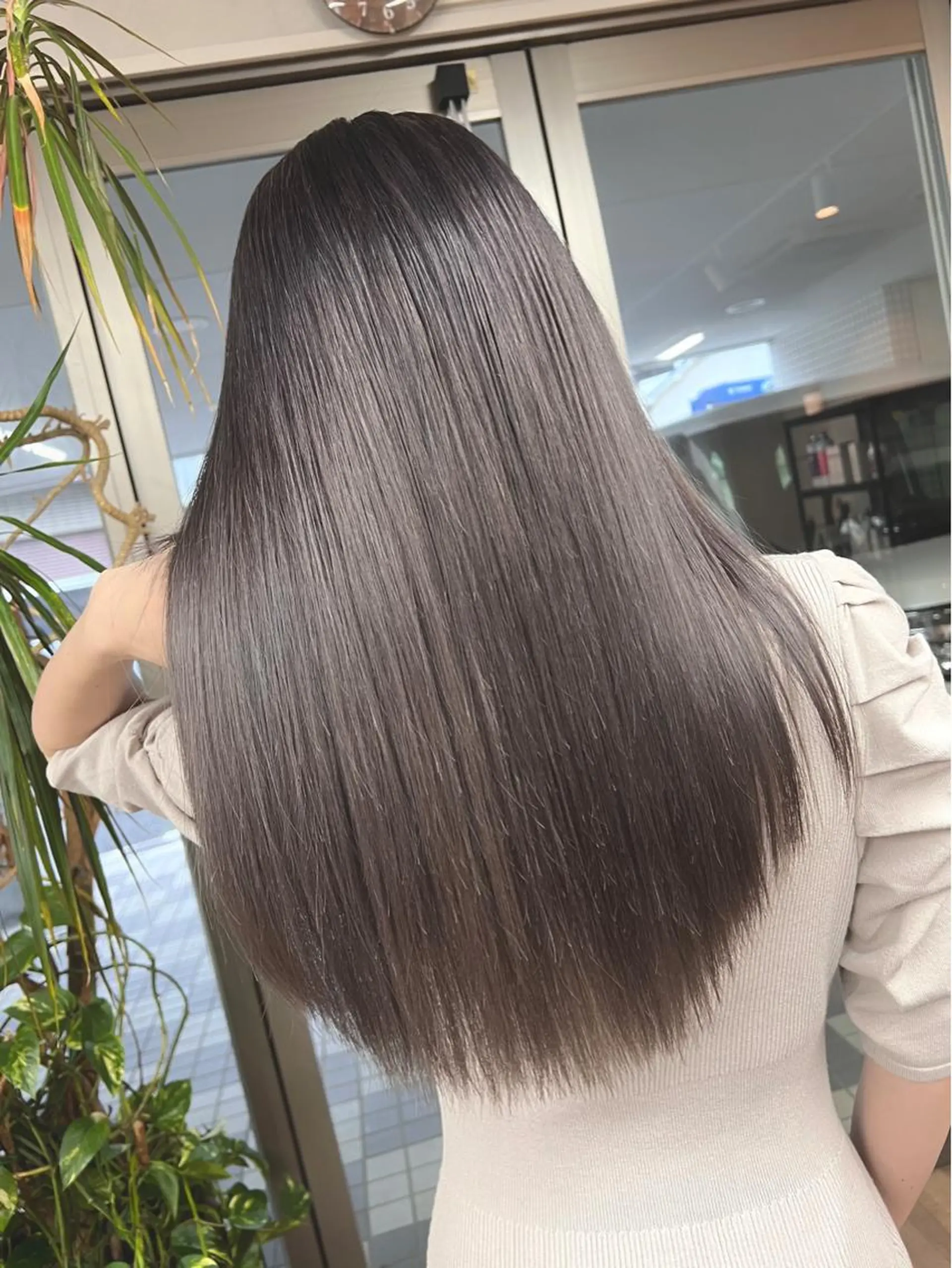 ロング カラー バレイヤージュ ブリーチ ケアブリーチ ダブルカラー イヤリングカラー カット ヘアカラー 🌷かわばた めい🌷のヘアスタイル
