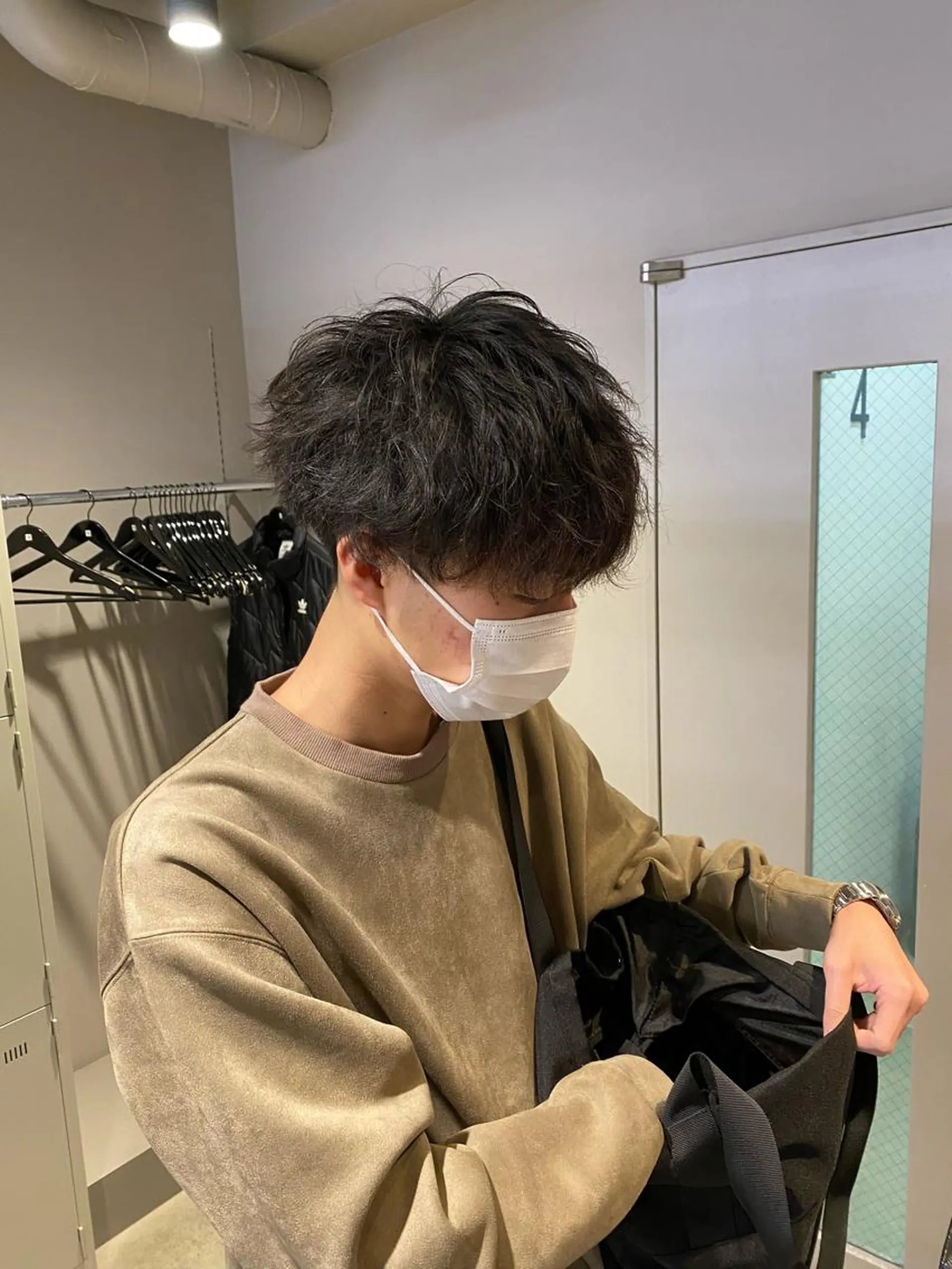 ミディアム パーマ ヘアアレンジ メンズ カット パーマ メンズ特化 水口湧太のヘアスタイル