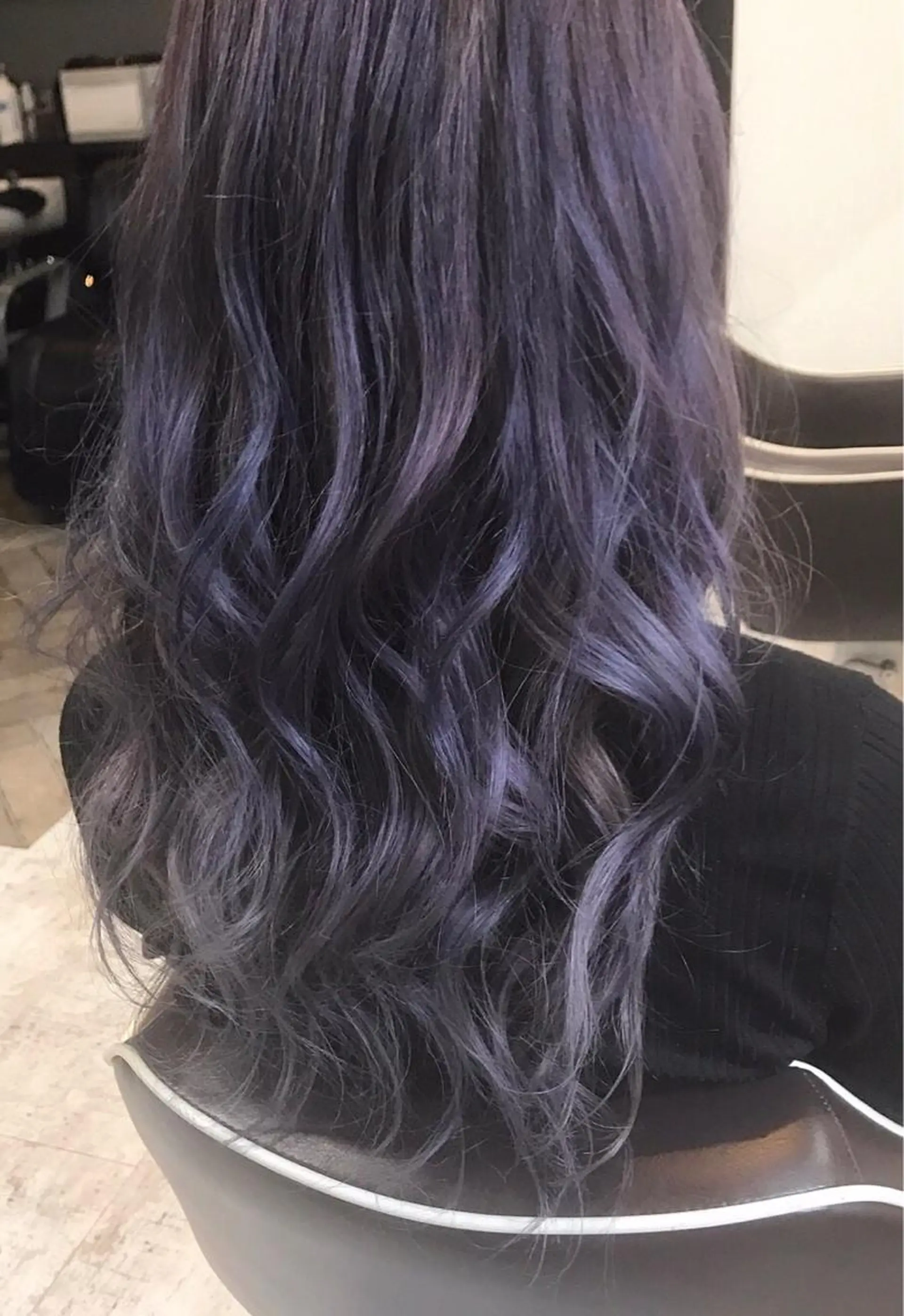 セミロング カラー ヘアアレンジ シルバー バイオレットカラー ヘアカラー トリートメント GiseL天神カラー 髪質改善/ブリーチのヘアスタイル
