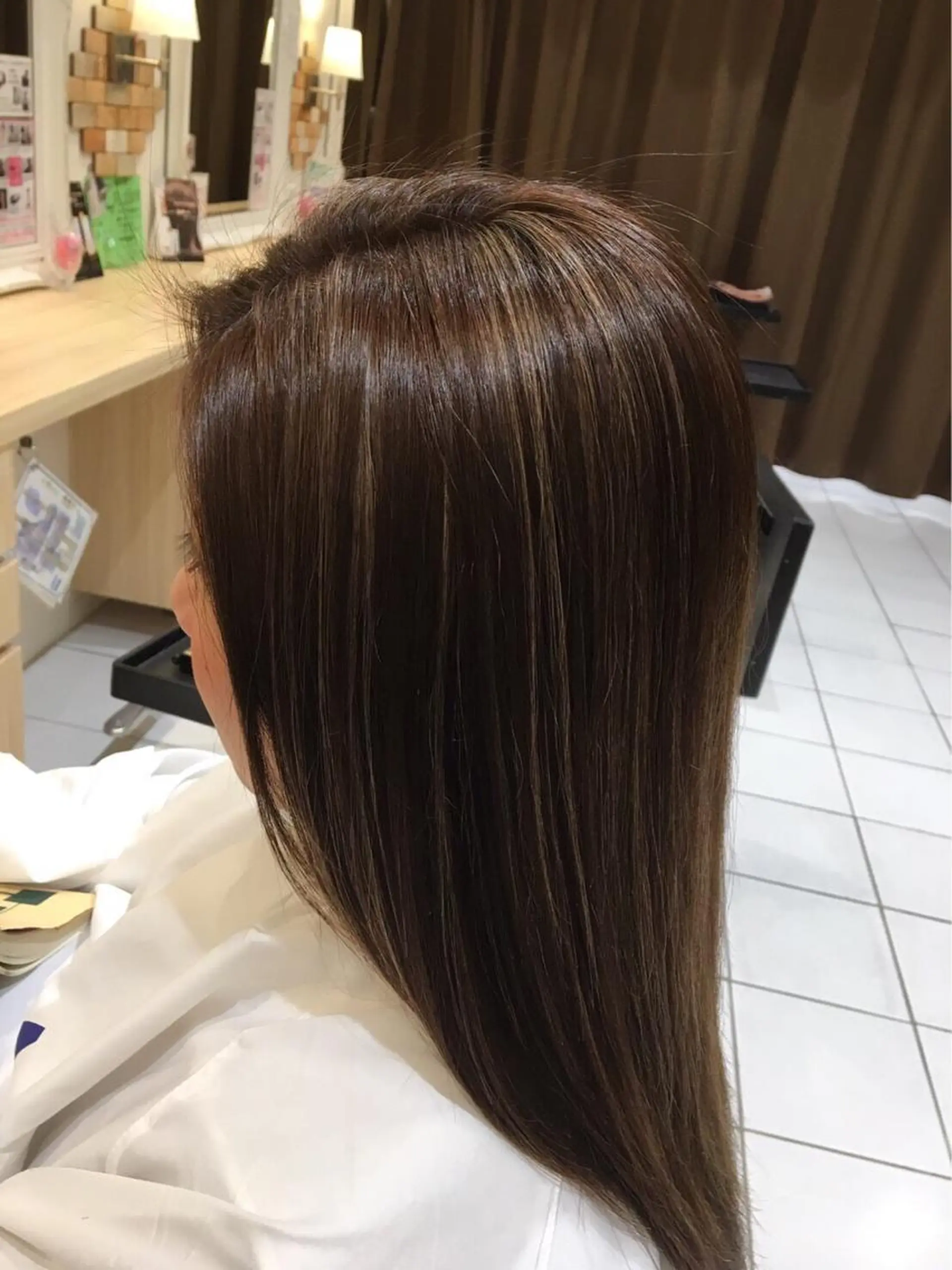 セミロング 縮毛矯正/髪質改善 /韓国風　山川春輝のヘアスタイル