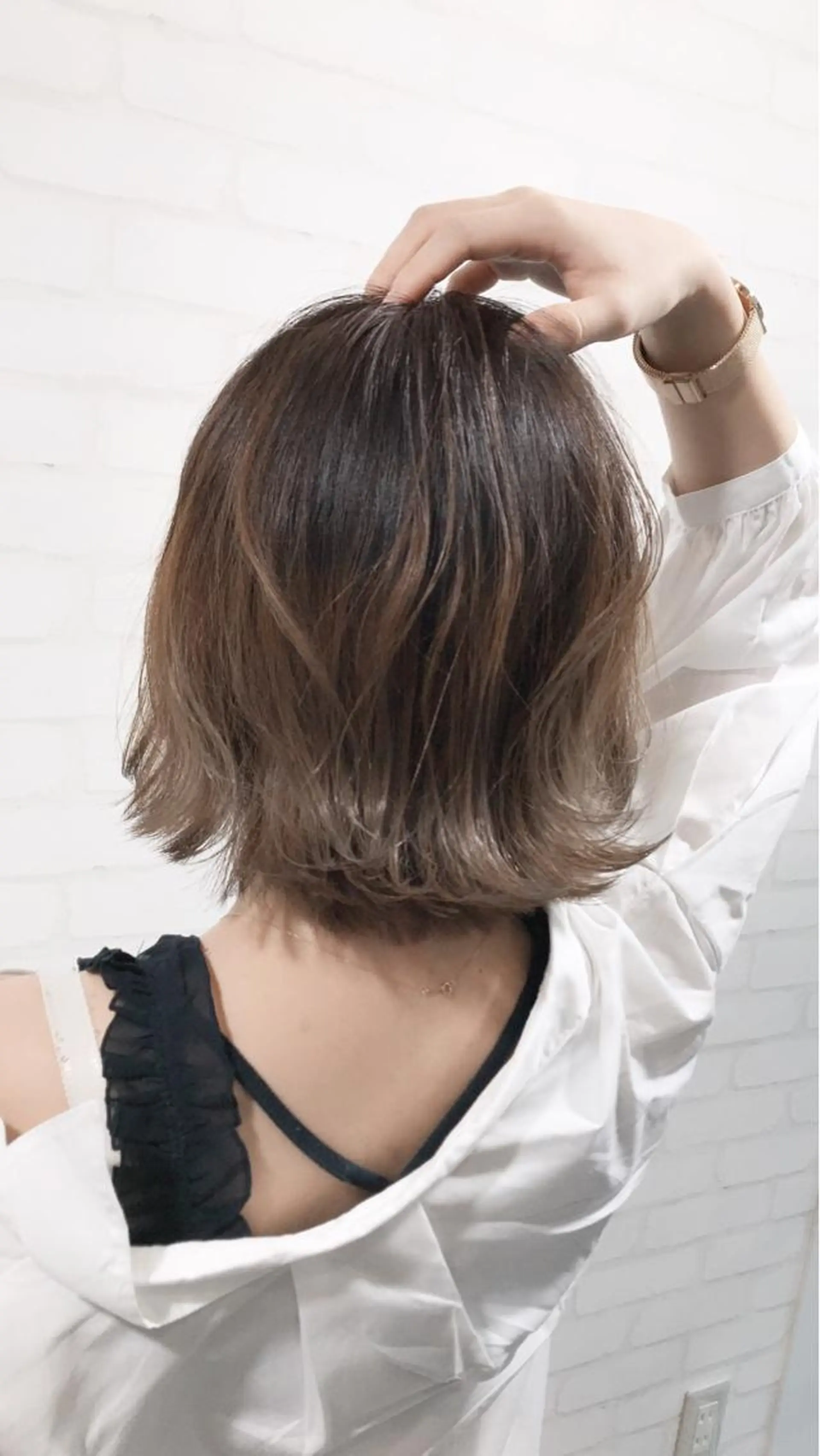 ミディアム レイヤーカット Selene hair OSAKAのヘアスタイル
