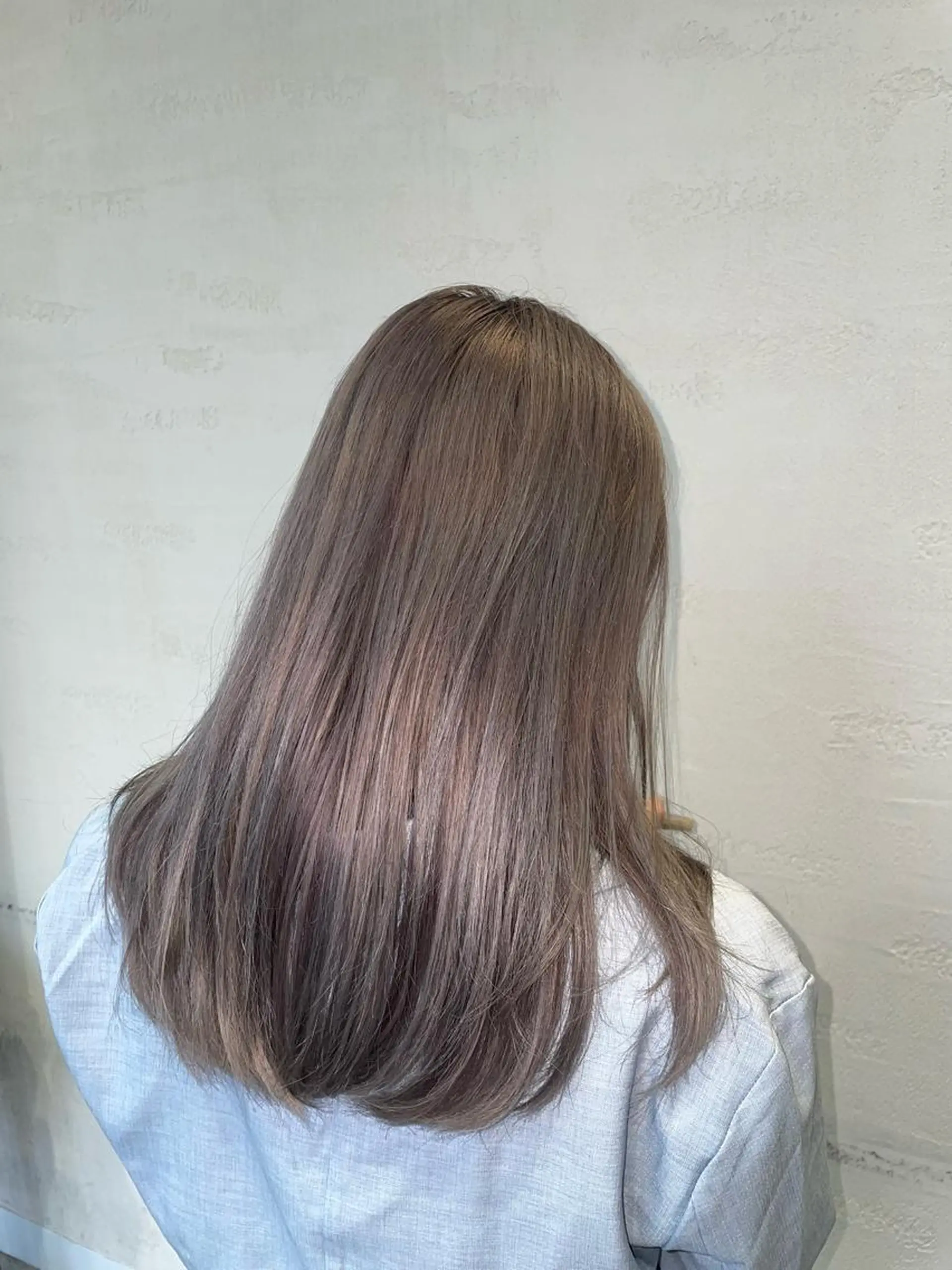 カラー 福間克徳/顔まわり /レイヤーカットのヘアスタイル