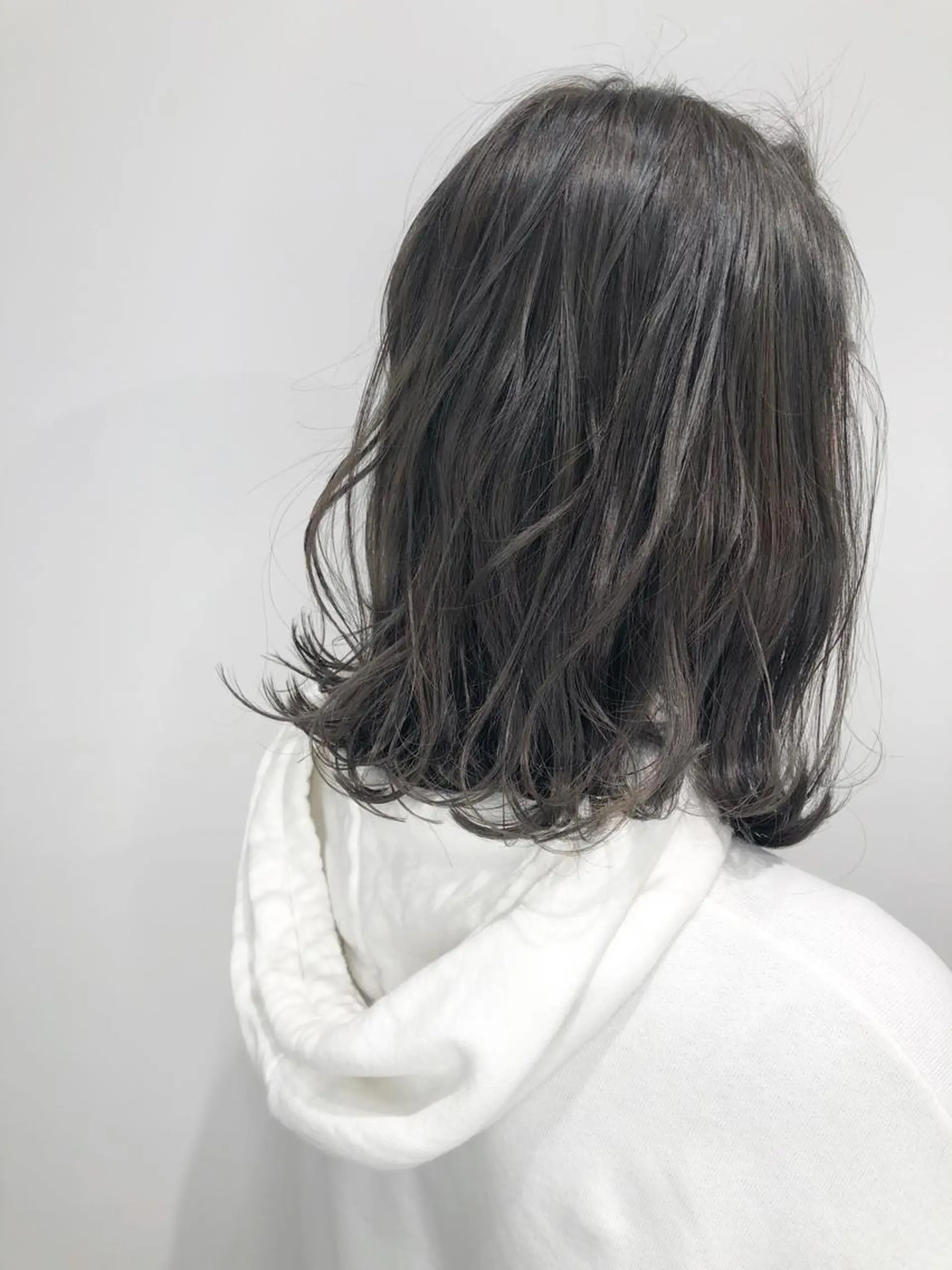 ミディアム ボブ  渡部 妃月のヘアスタイル