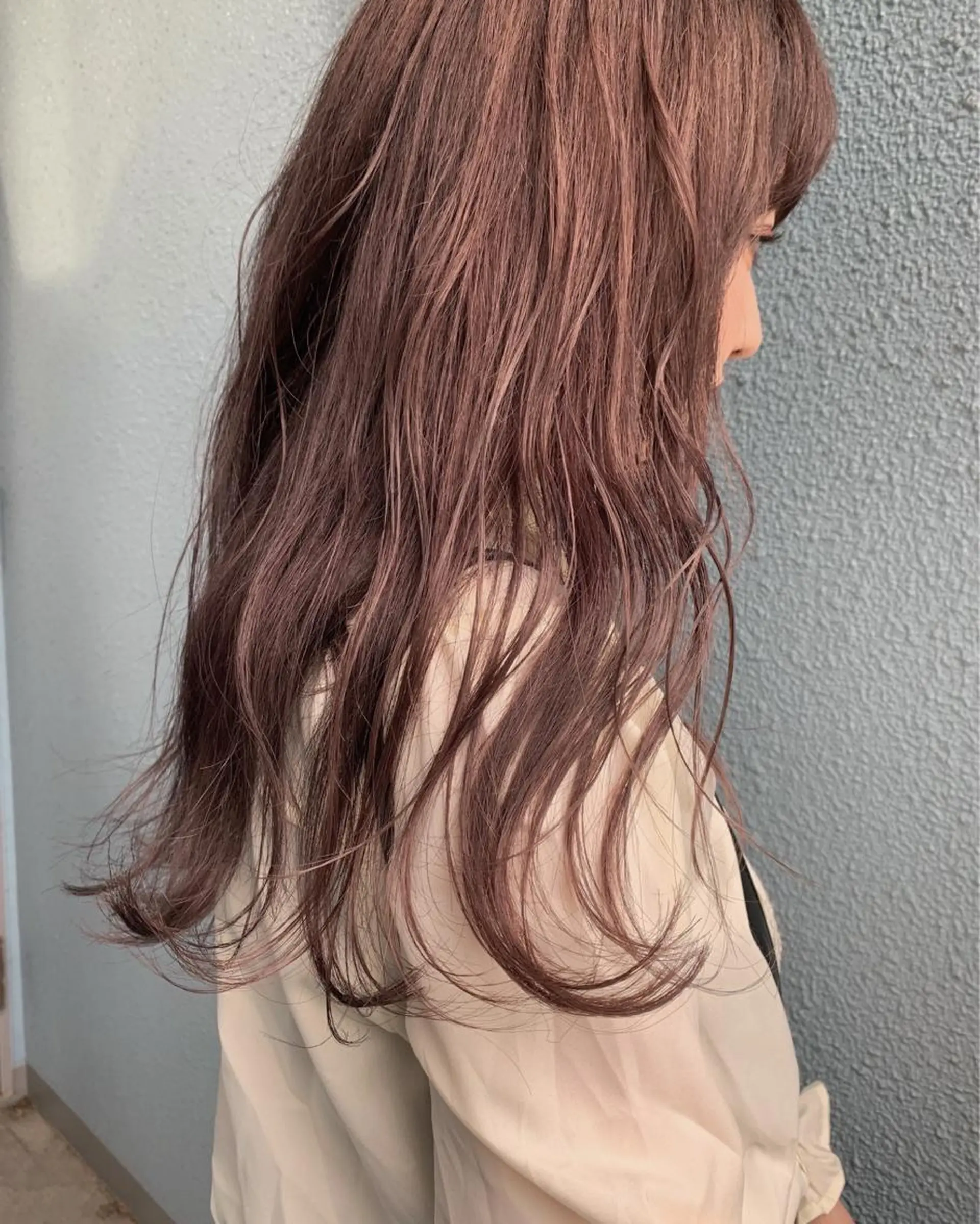 セミロング カラー グレージュ モーヴグレージュ 古賀 侑磨のヘアスタイル