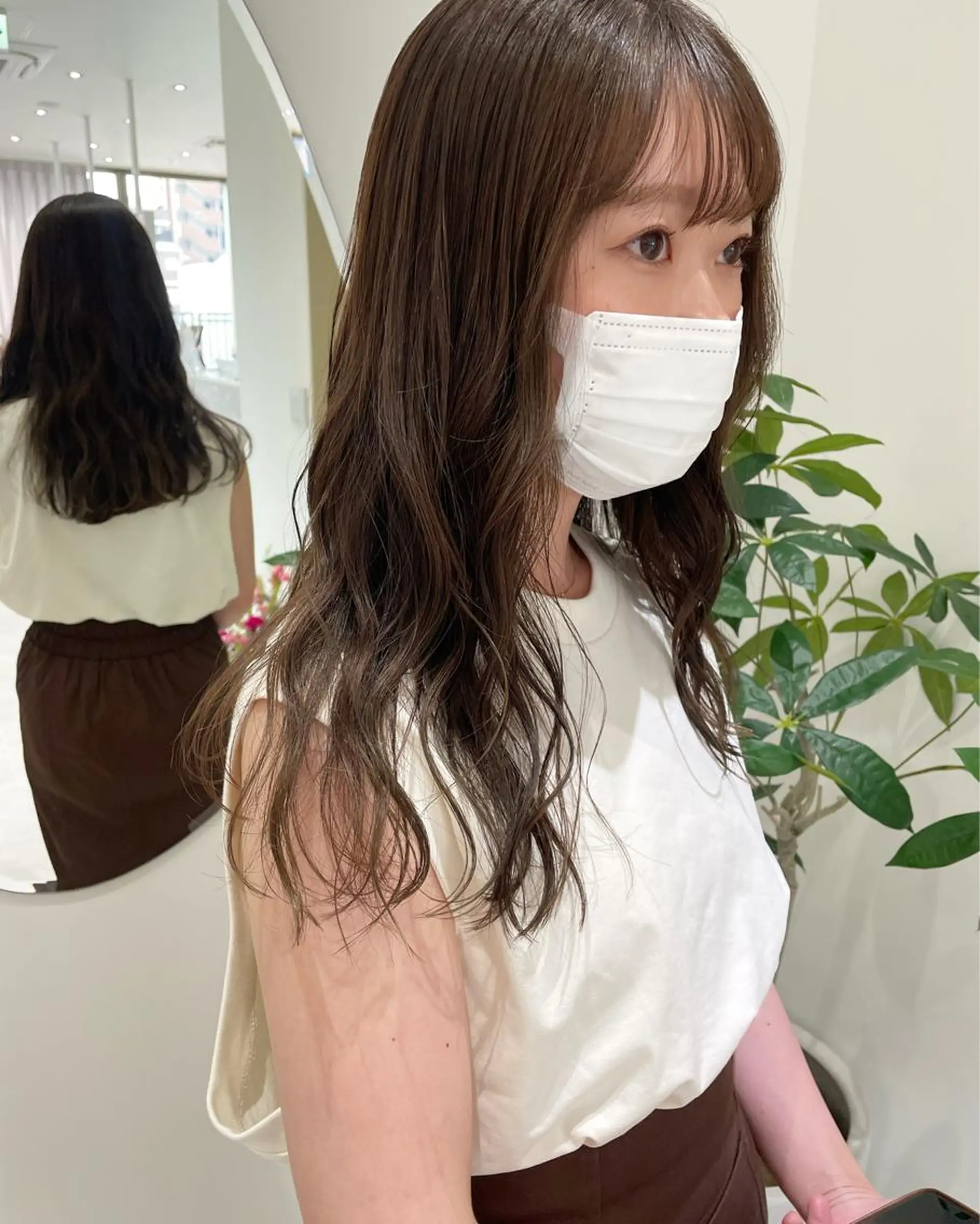 ロング カラー ベージュカラー オリーブベージュ ロング Zina🤍 yukinaのヘアスタイル