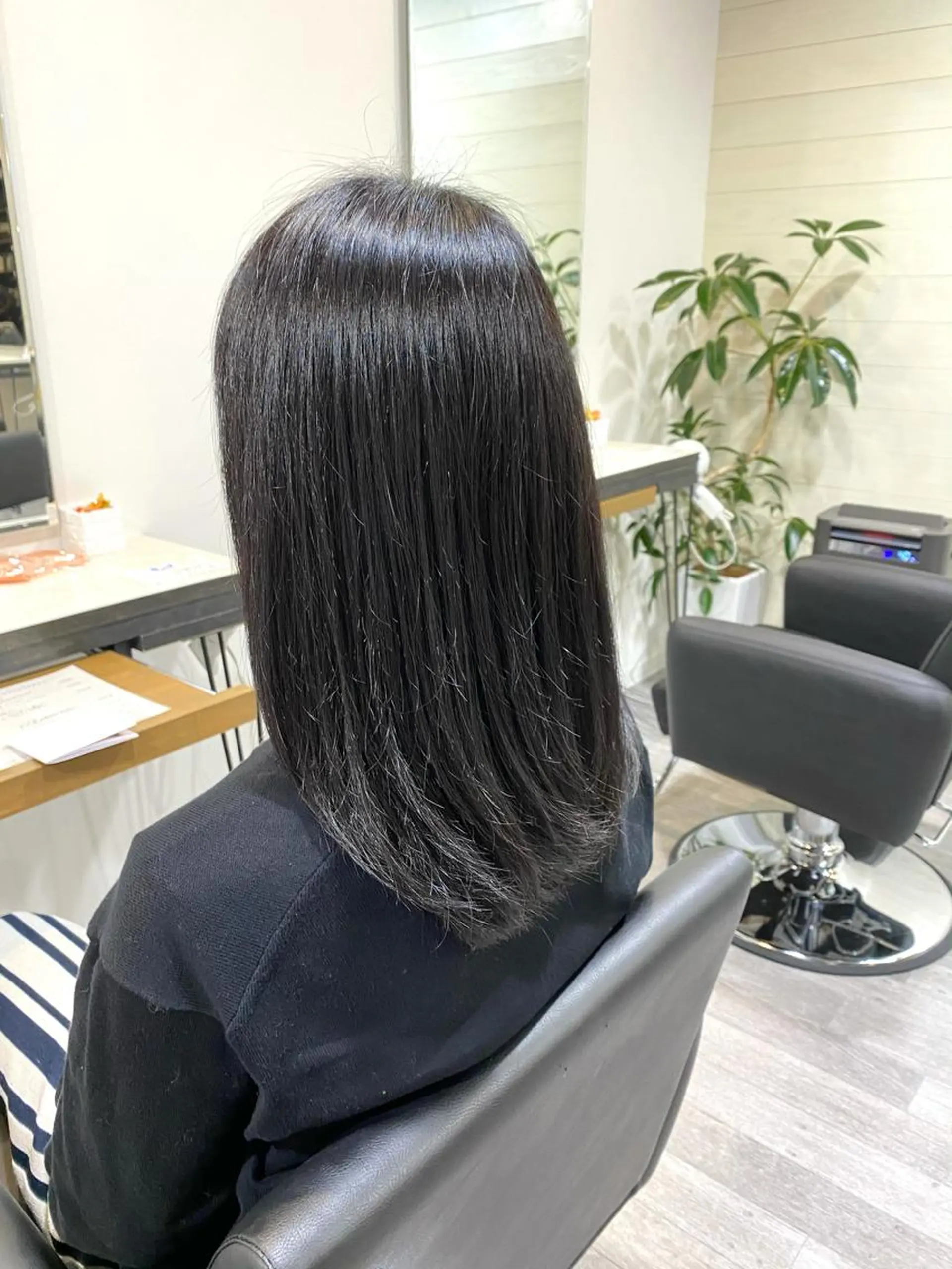 セミロング ハイライト 髪質改善 韓国風ヘア レイヤーカット トリートメント カット トリートメント unpeu hair  二条所属・先着1名様限定 カット無料のヘアスタイル