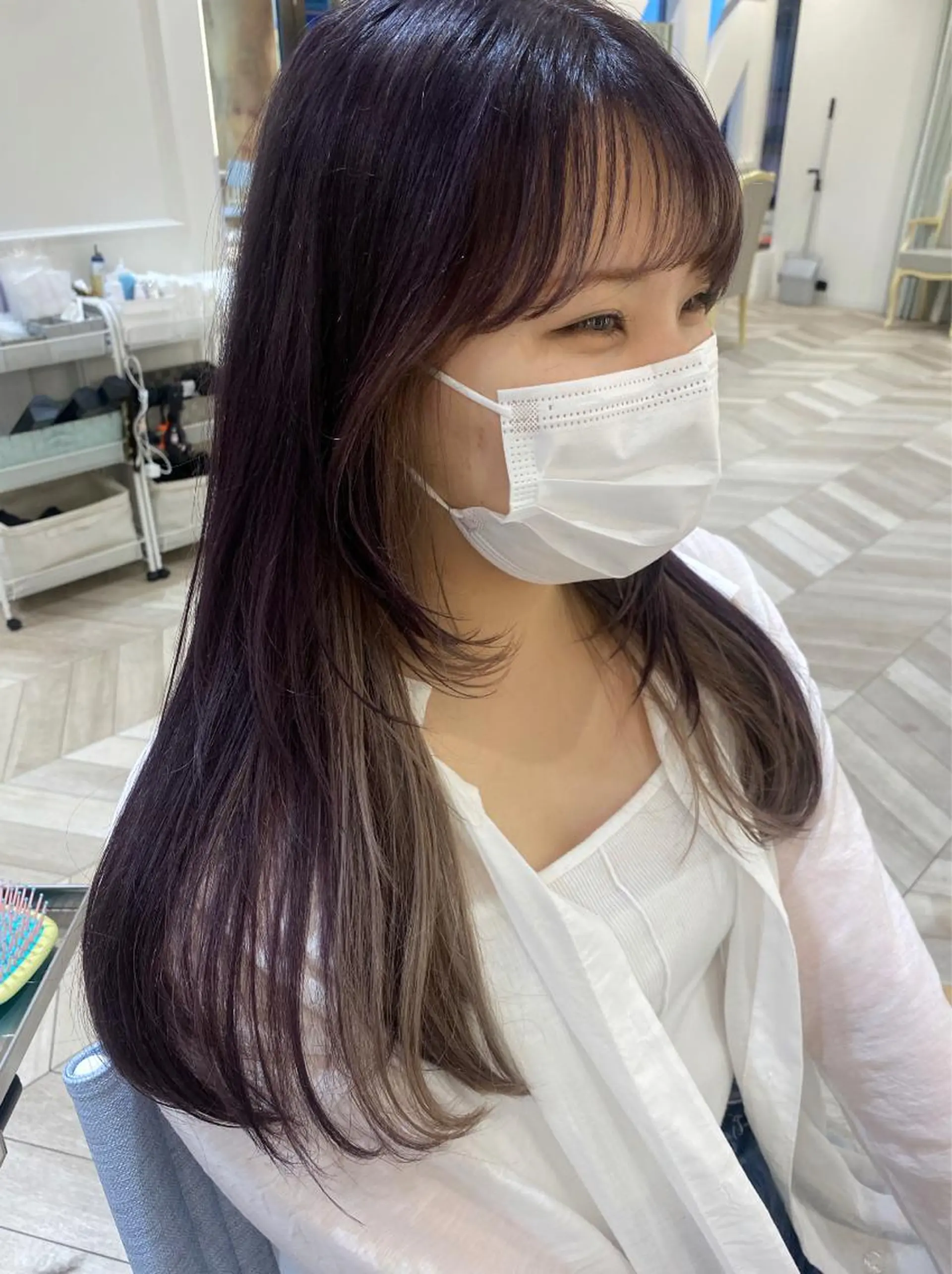 ロング カラー ベージュ/インナー カラー🤍Rieのヘアスタイル