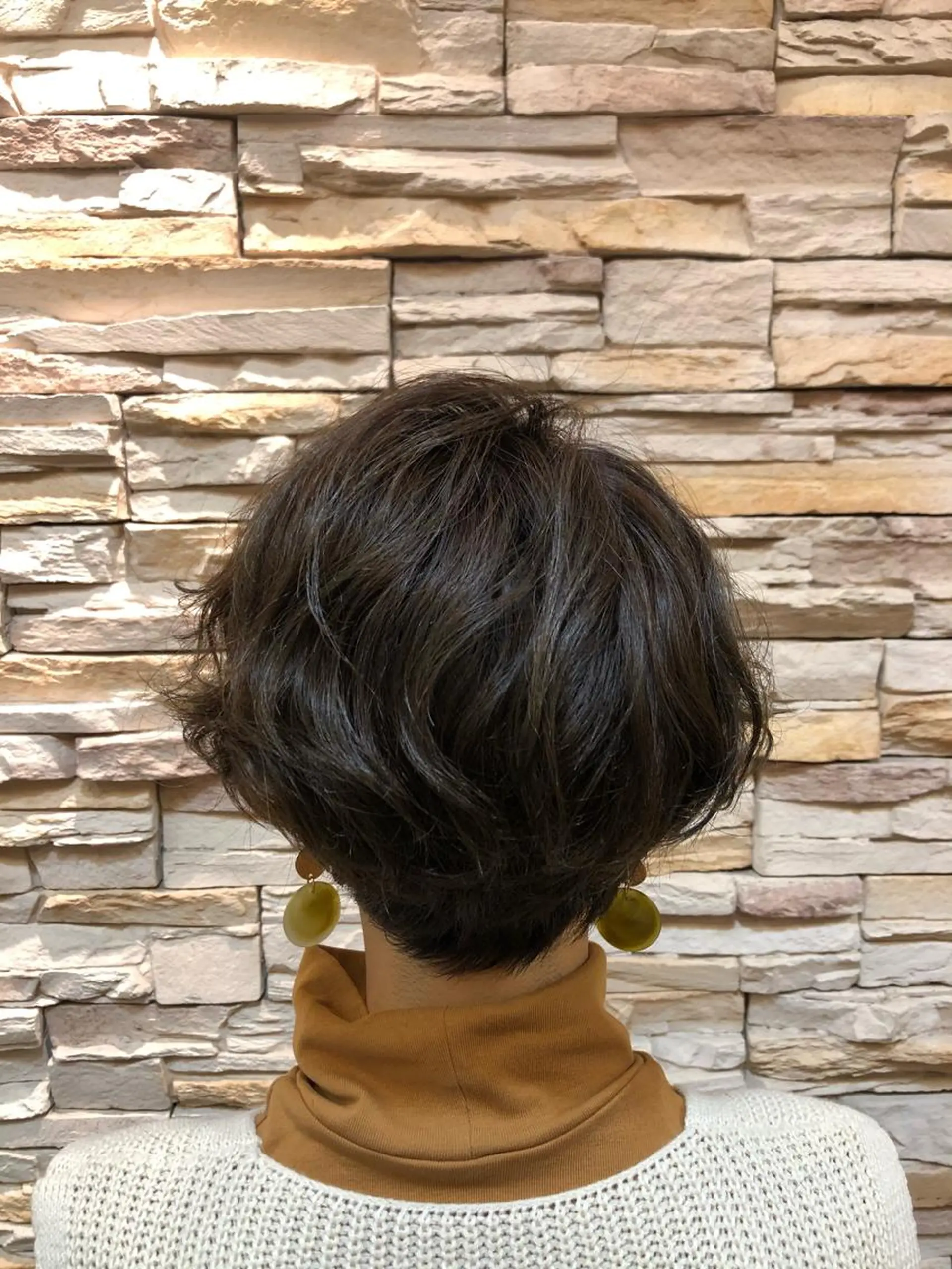 ショート 本多 美羽のヘアスタイル