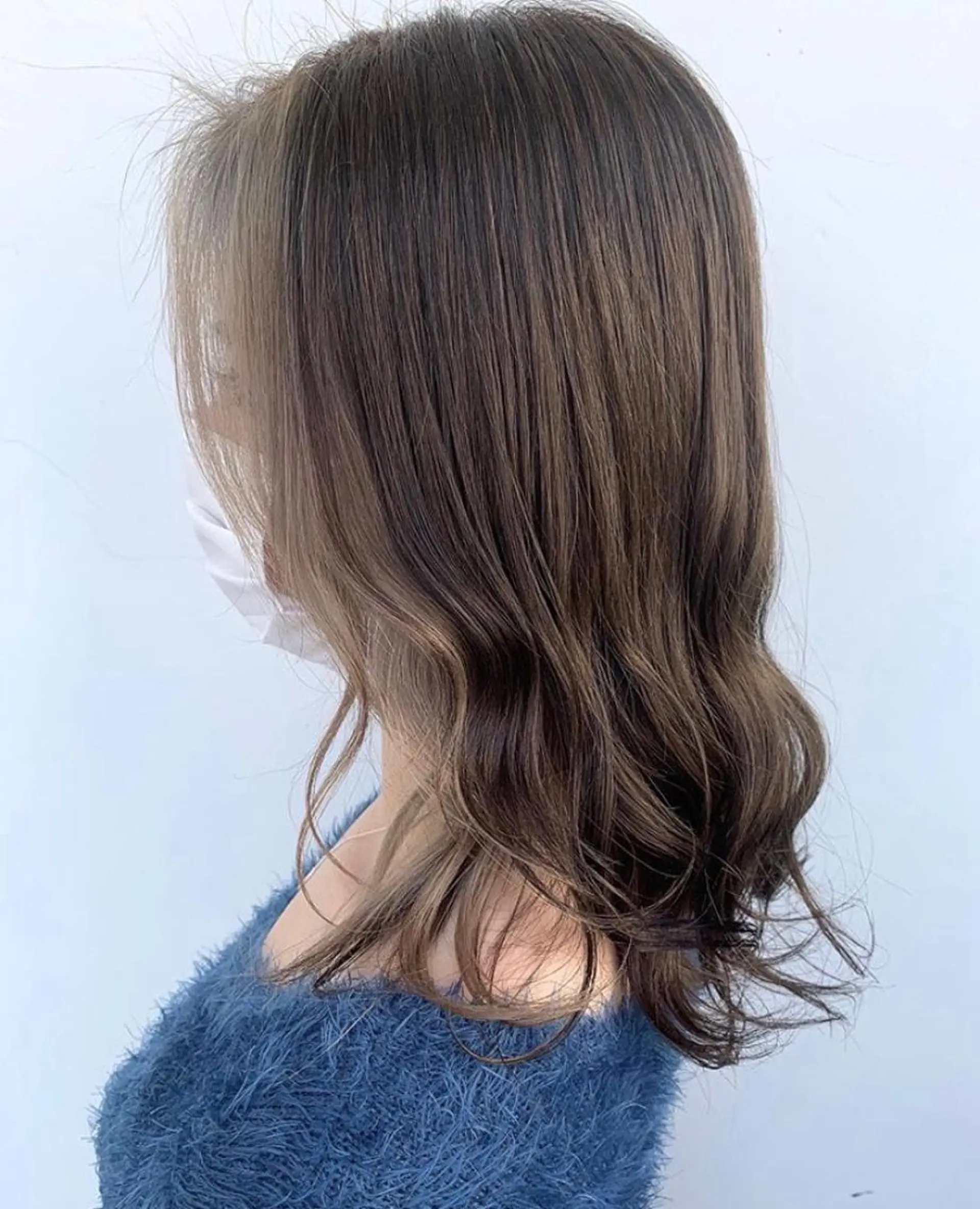 セミロング カラー ミストバング  フェイスフレーミング ヘアカラー ハイトーンヘアセット 🦋yuri🦋のヘアスタイル