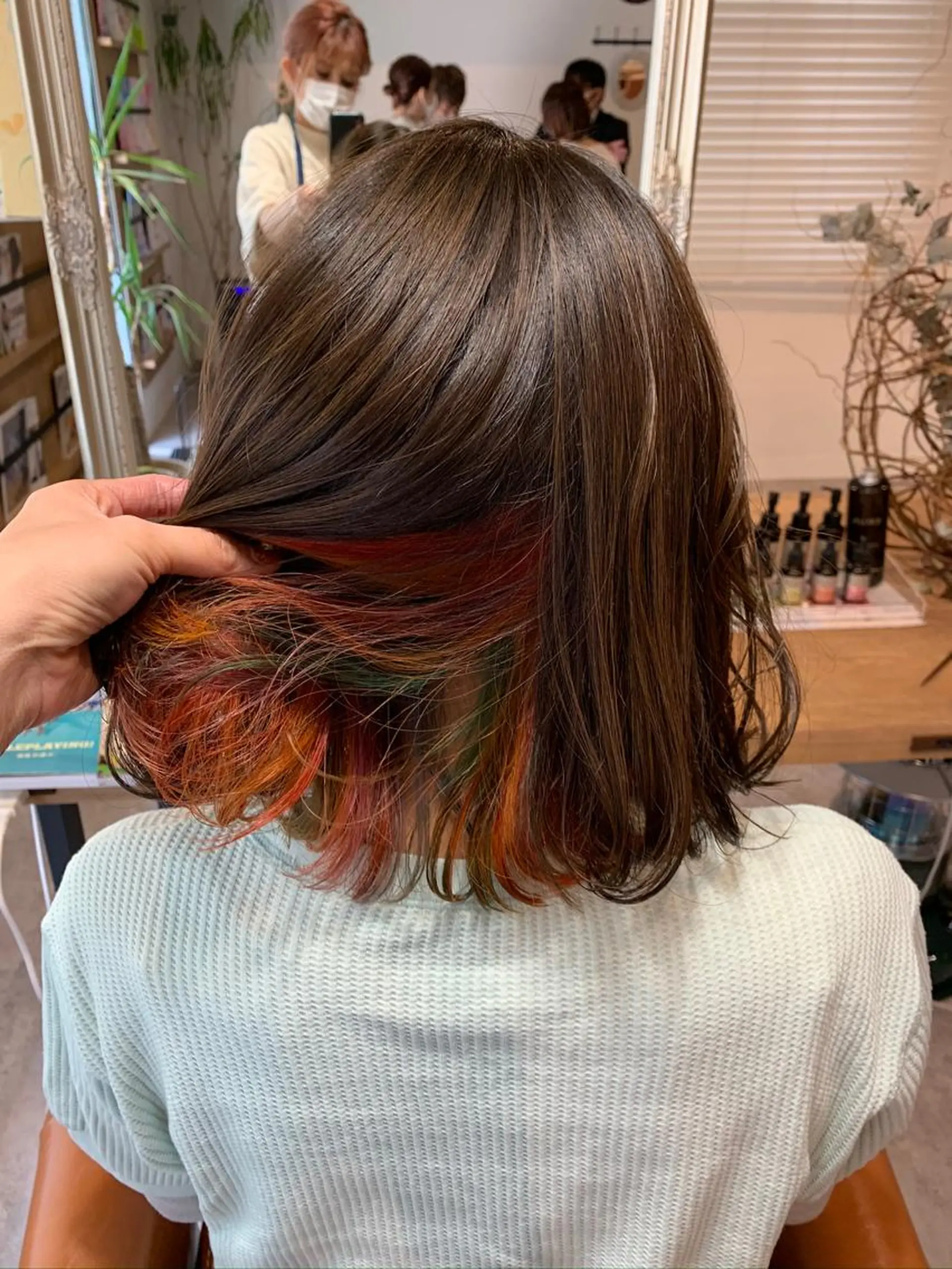 カラー ブリーチ ヘアカラー HARE 川崎晴佳のヘアスタイル