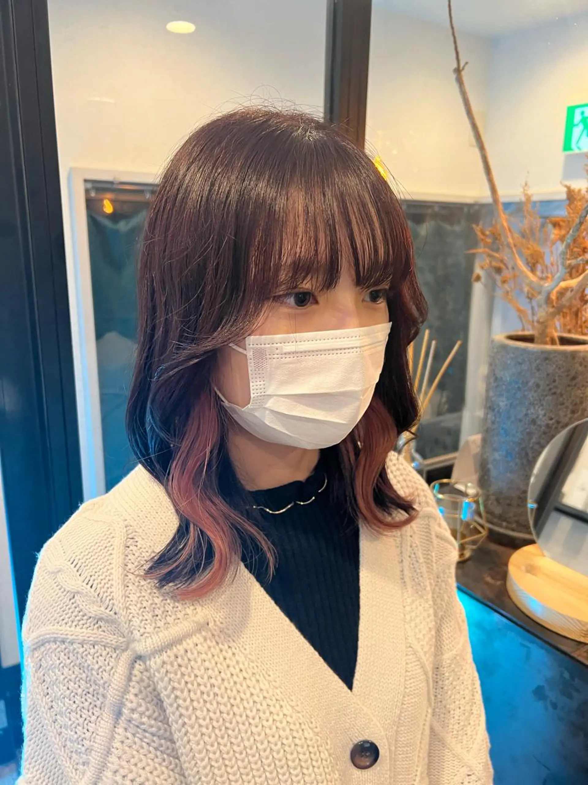 セミロング カット ヘアカラー トリートメント ulu. amiのヘアスタイル