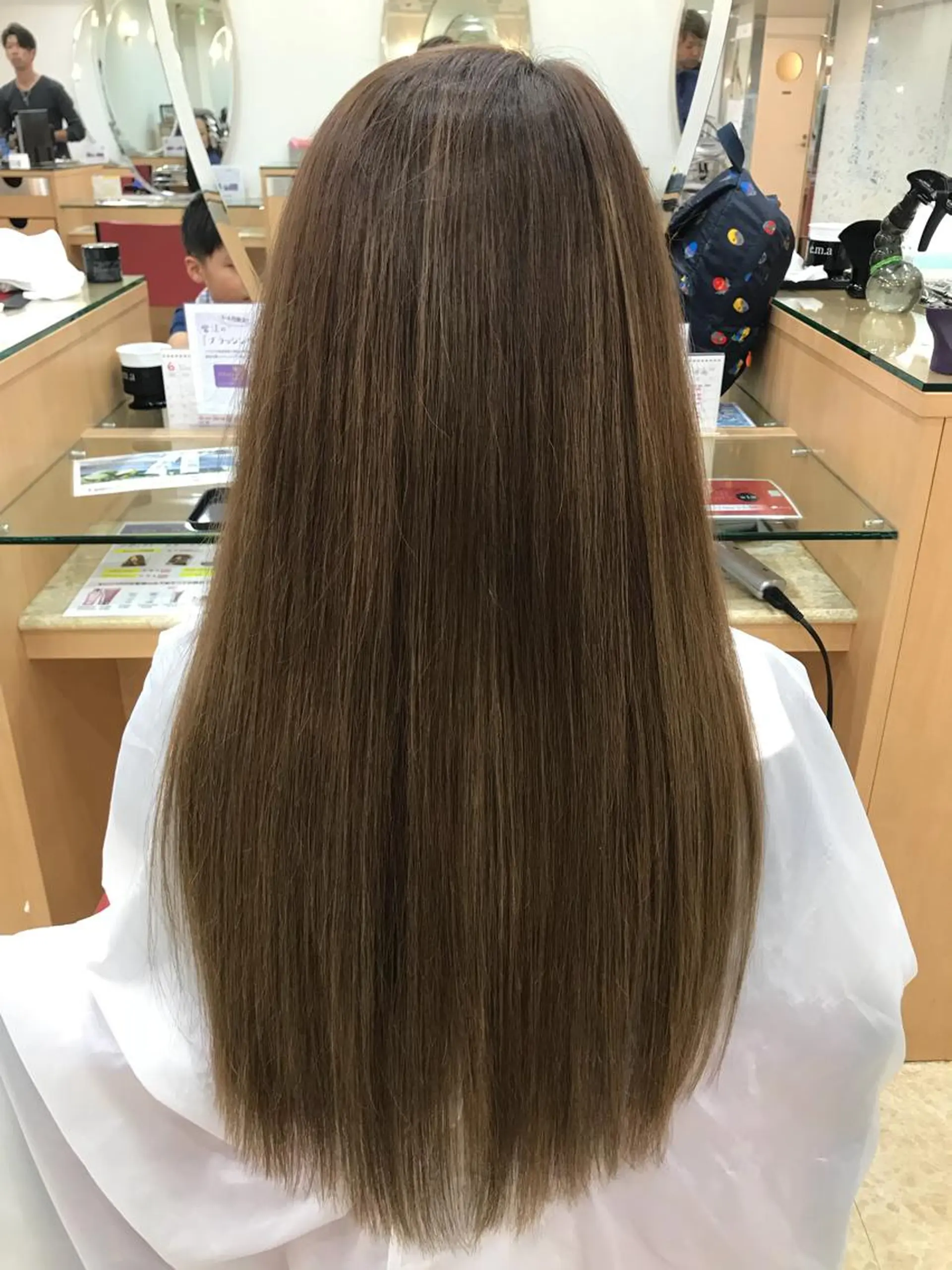 ミディアム 髪質改善 AILEE所属・ウルフカット レイヤーカット上柿のヘアスタイル