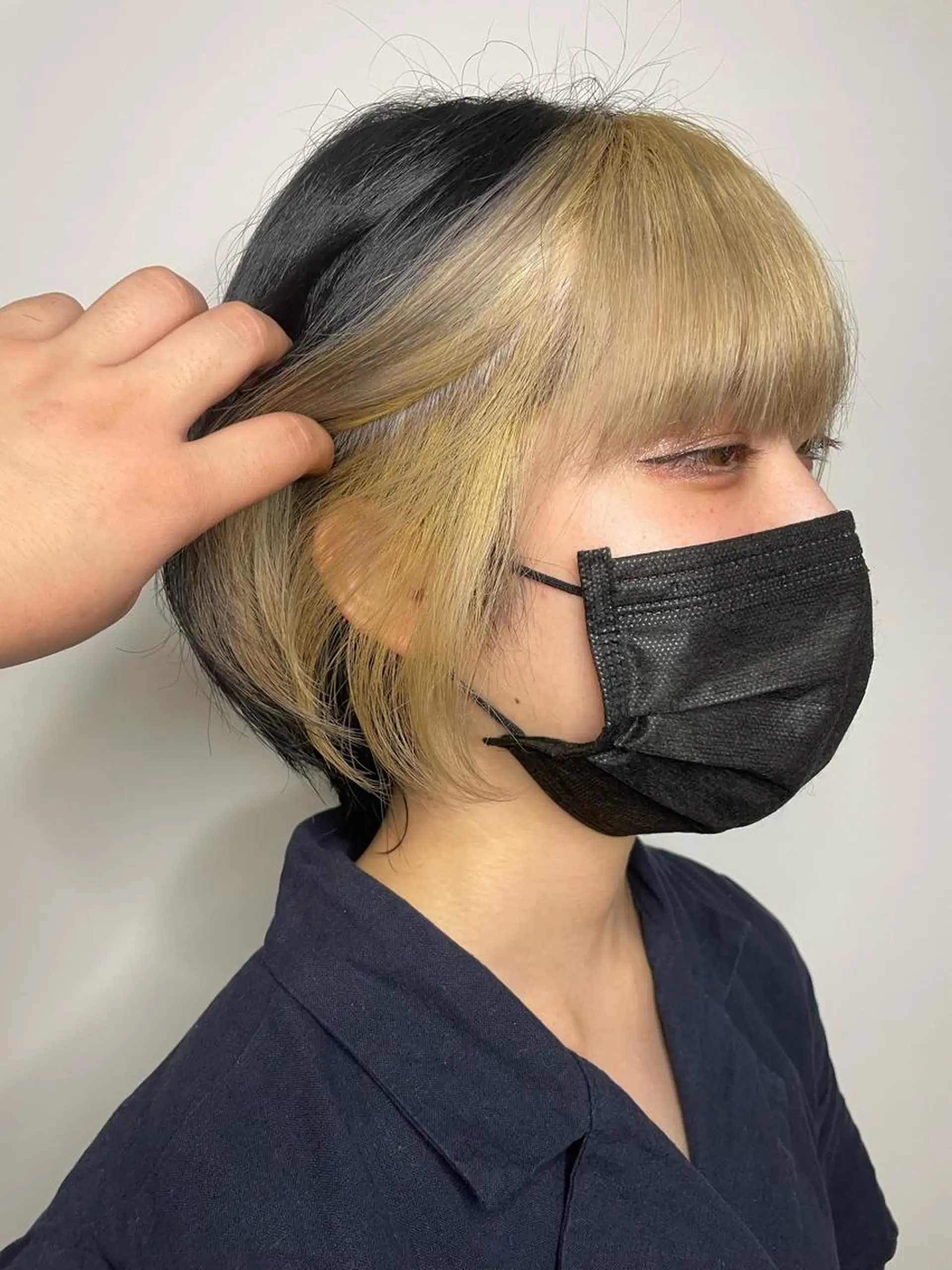 ショート カラー ash  takasaki所属・大塚 友茉のヘアスタイル