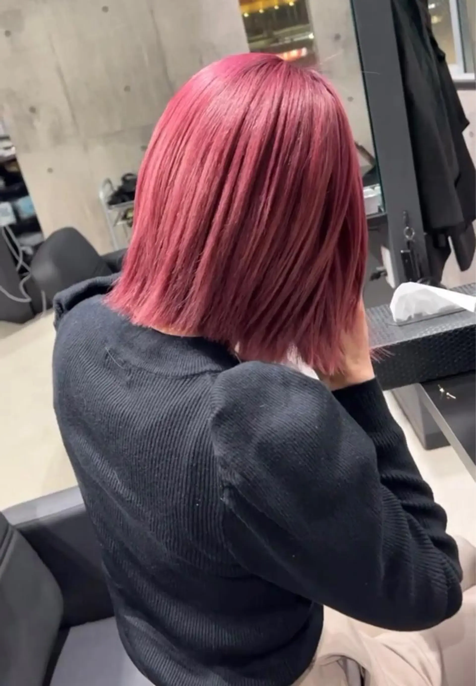 ミディアム カラー ヘアアレンジ ピンクカラー _WHITE京橋店所属・髪質改善_WHITE RYUSUKEのヘアスタイル