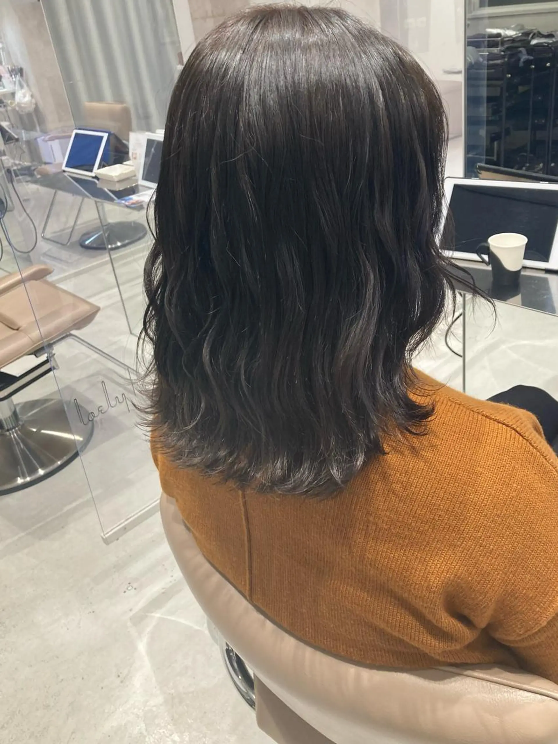 ミディアム カラー オリーブカラー🫧 nanohaのヘアスタイル