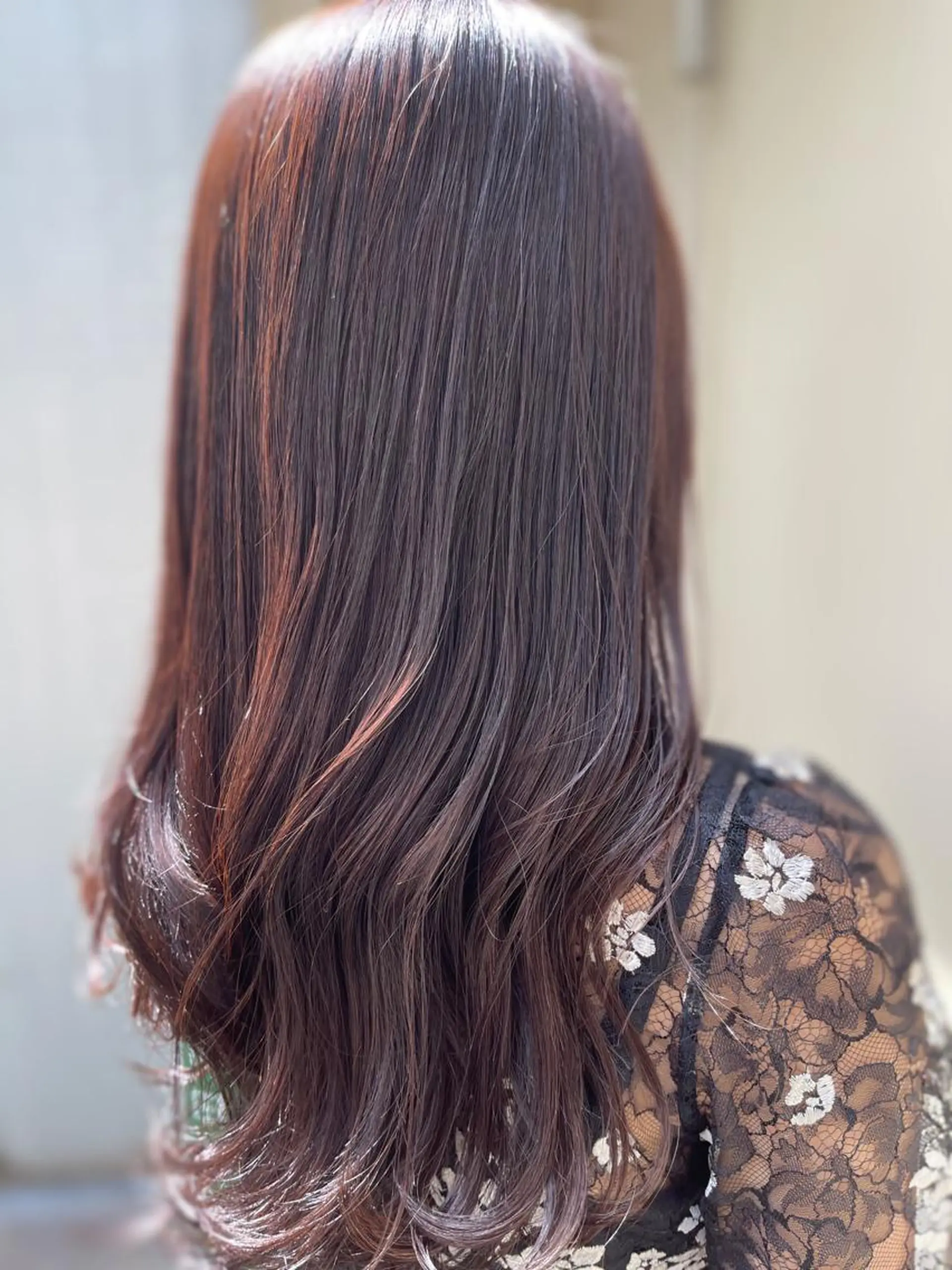 ミディアム カラー カット ヘアカラー トリートメント 髪質改善／艶髪特化 /柔らかさ/清水翔矢のヘアスタイル